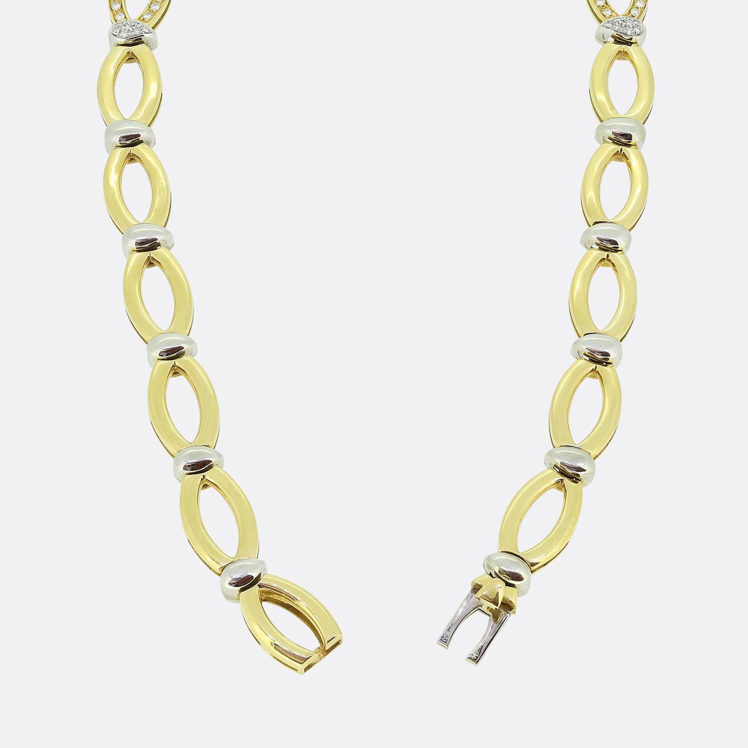 Collana con diamante ovale A Link da 2,50 carati In condizioni buone in vendita a London, GB
