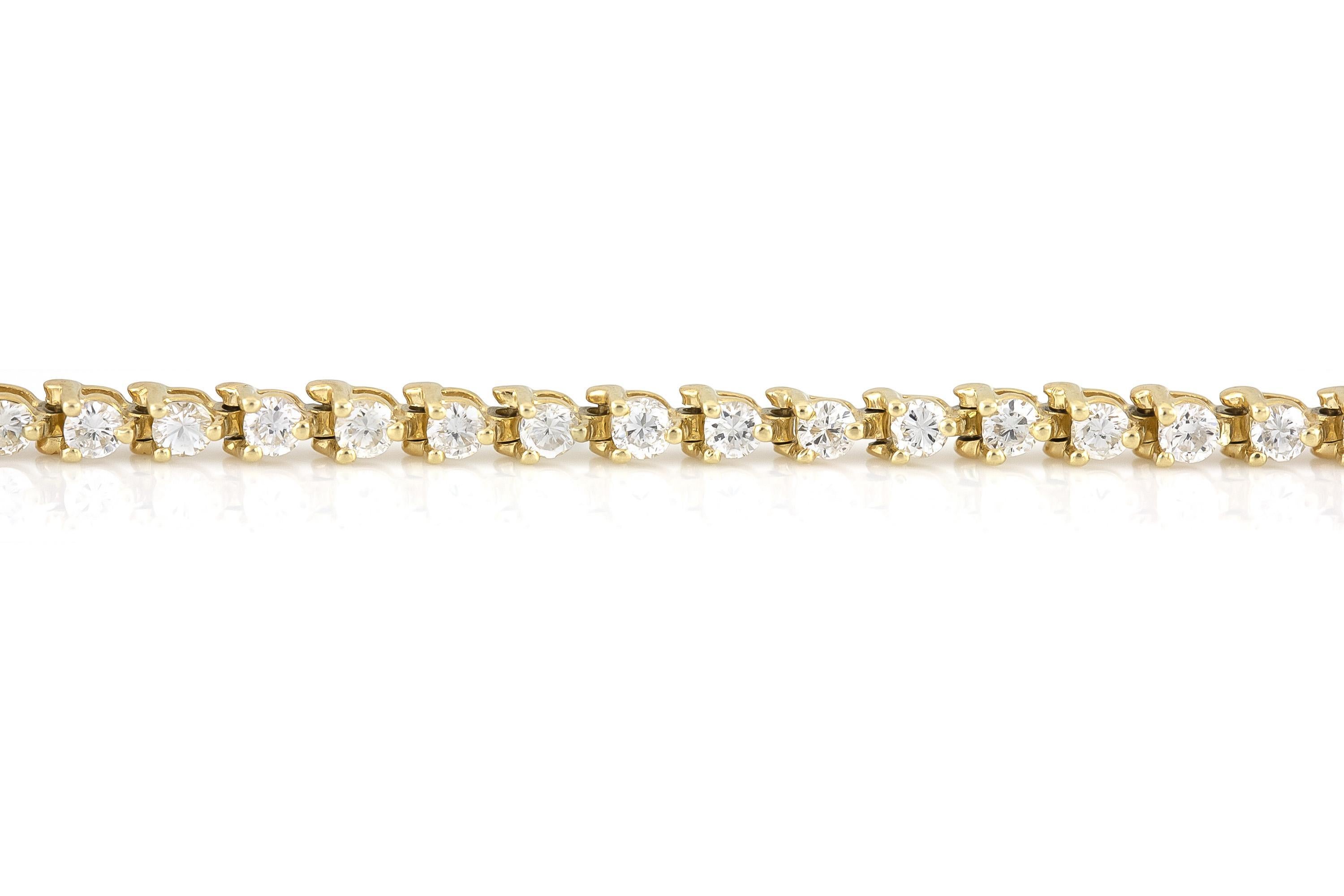 Pulsera de tenis con diamantes de 2.50 quilates Corte redondo en venta