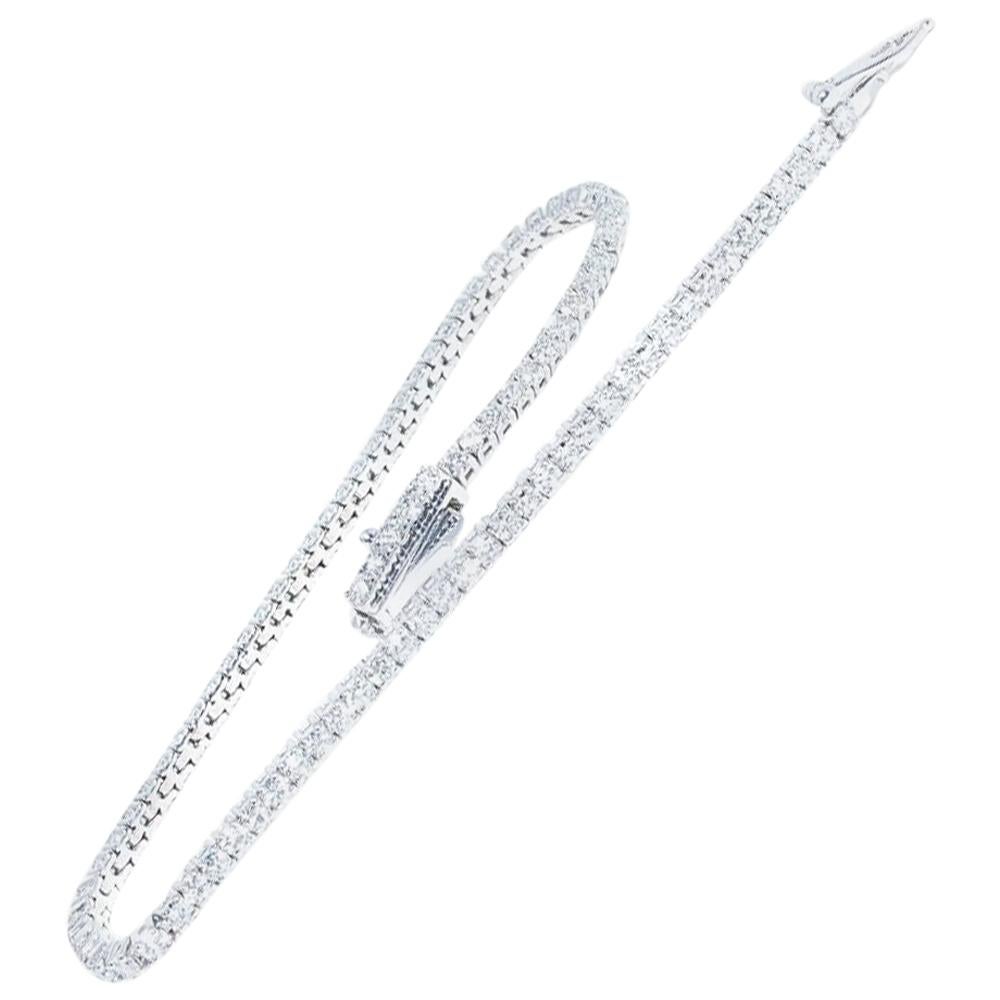 2.50 Carat Diamond Tennis Bracelet For Sale