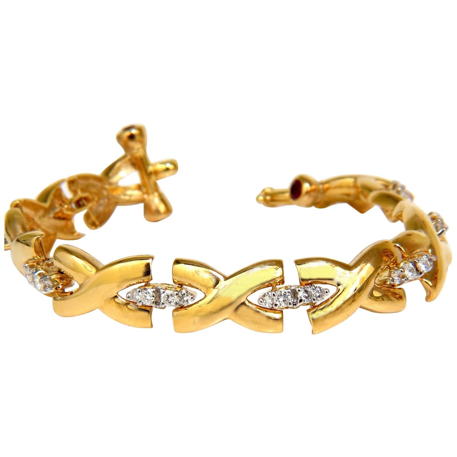 2.50 Carat Diamonds Ruby Toggle "X" Link Bracelet 14 Karat G/VS For Sale