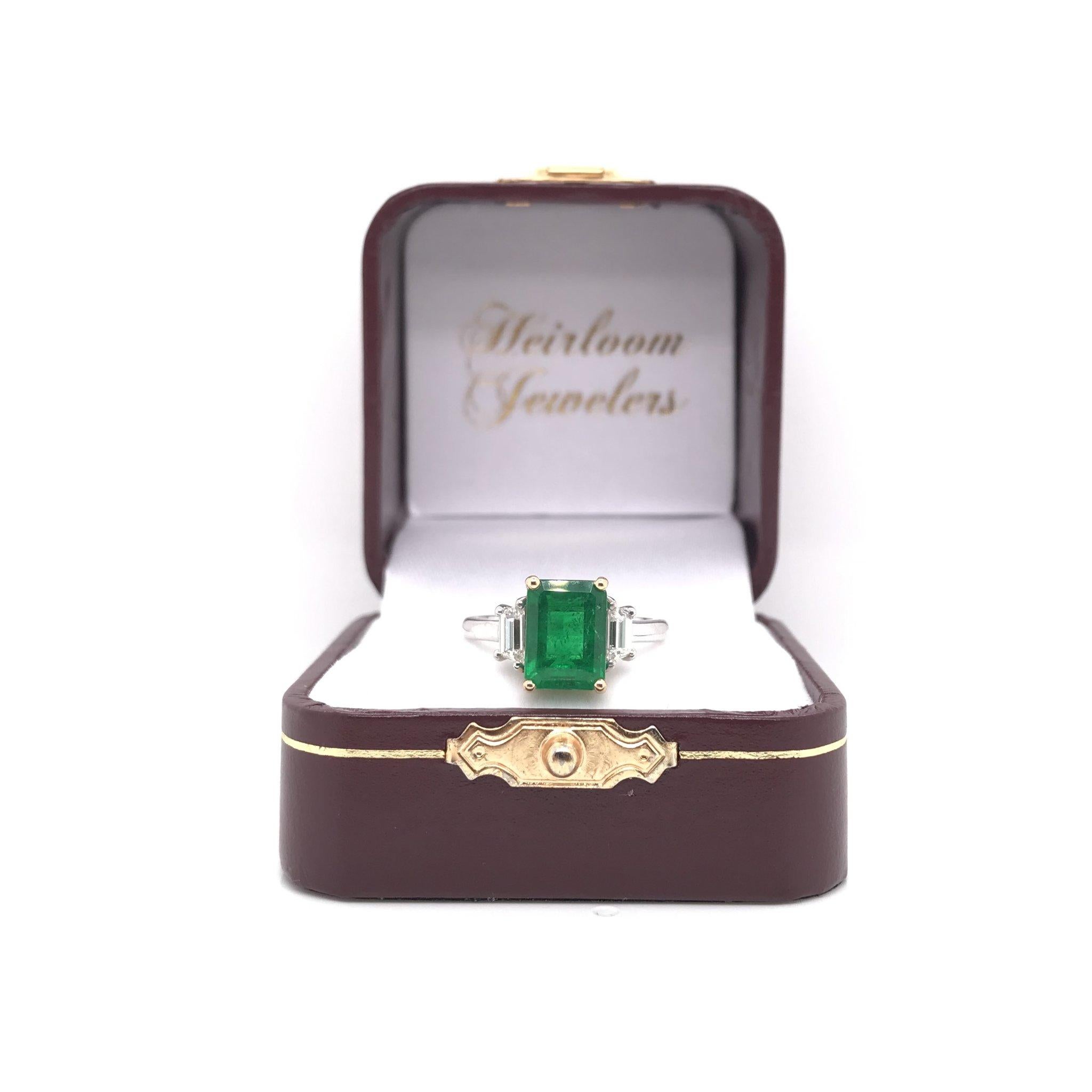 2.50 Carat Emerald & Diamond Ring 18K Gold 2