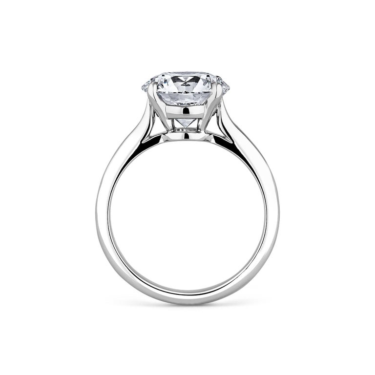 Round Cut 2.55 Carat Ideal Cut Round Brilliant Diamond Platinum Engagement Ring For Sale
