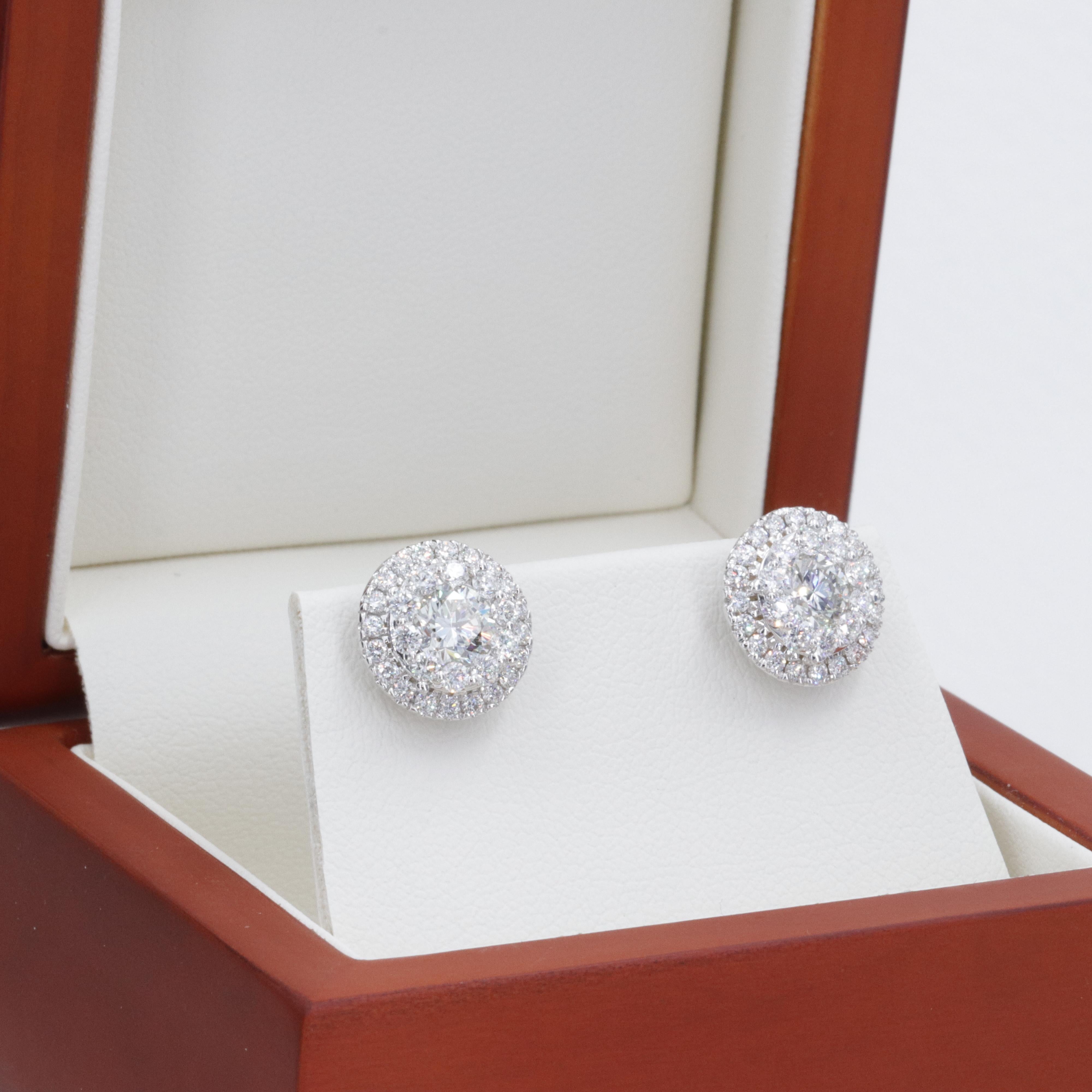 2.50 Carat Natural Diamond Halo Stud Earrings in White Gold  For Sale 1