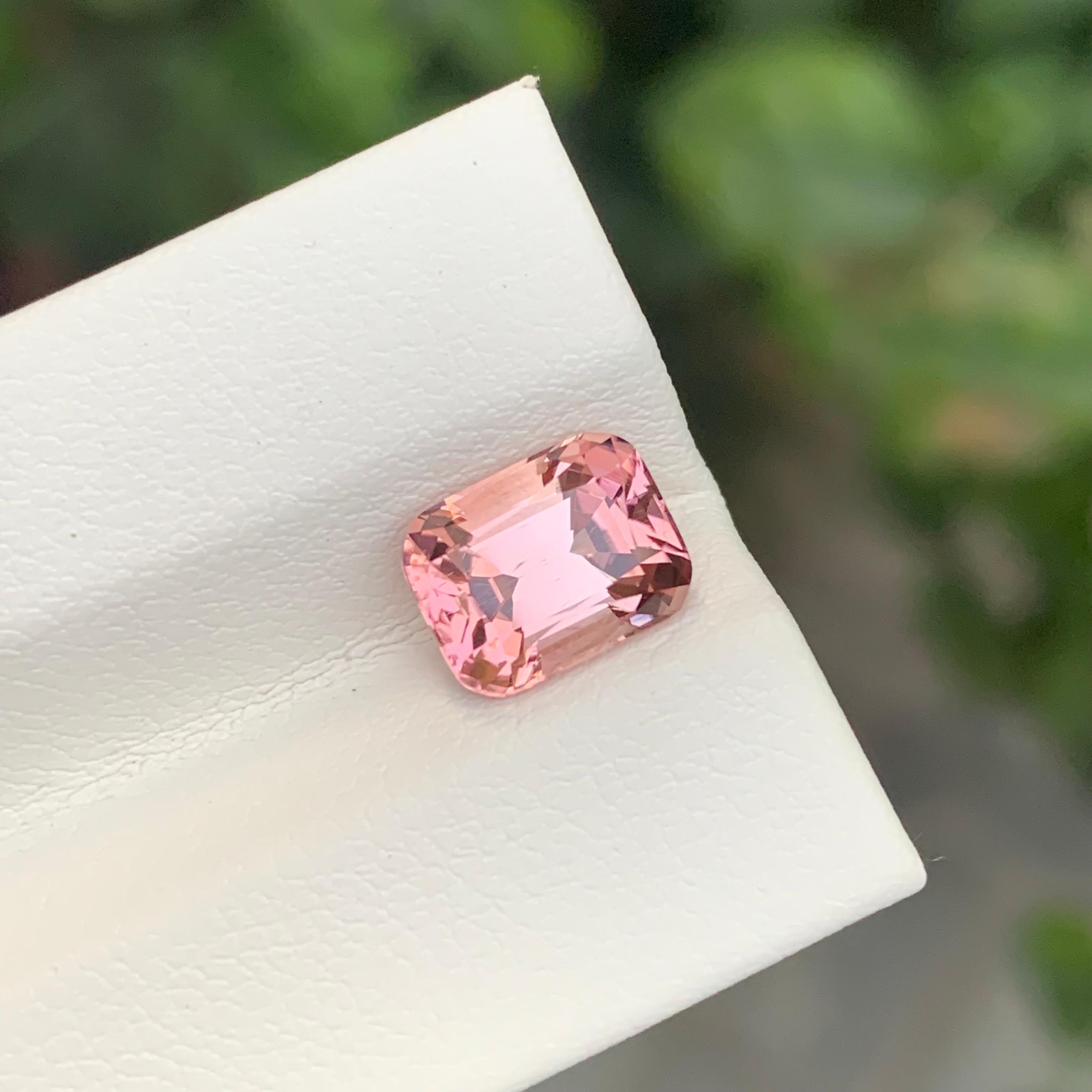 2.50 Carat Natural Loose Baby Pink Tourmaline Cushion Shape Gem en vente 7