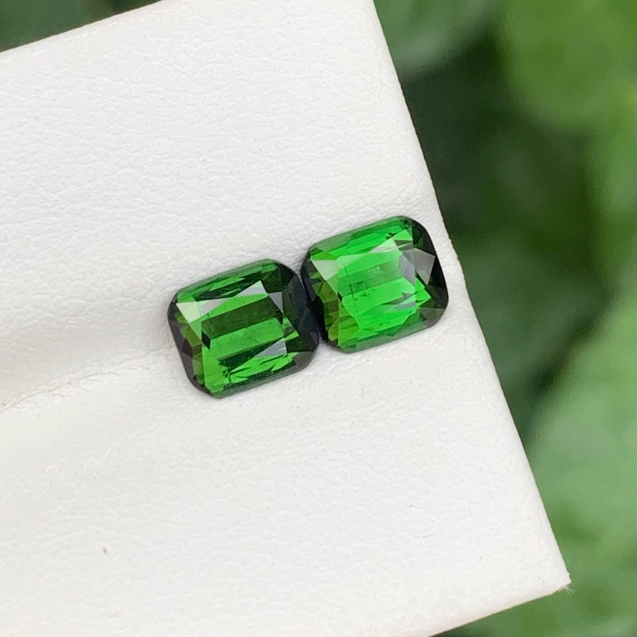 2.50 Carat Natural Loose Deep Green Tourmaline Pair Cushion Cut Afghan Gemstone (pierre précieuse afghane) en vente 5