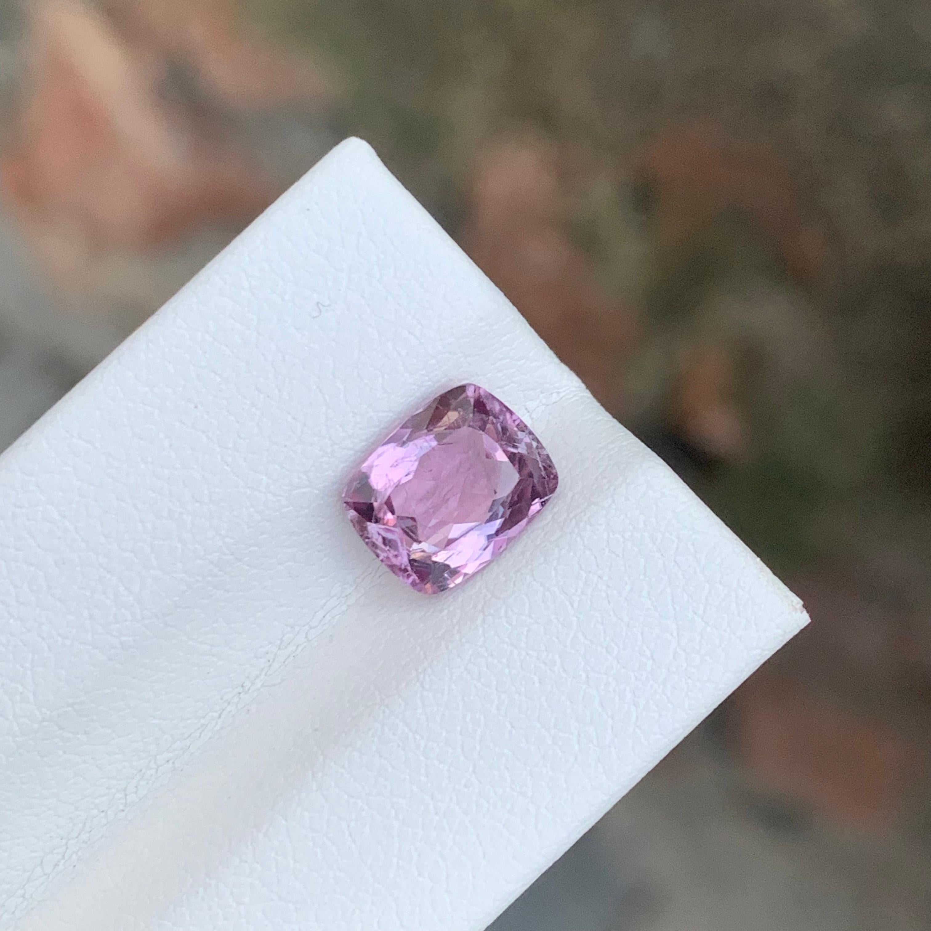 2.50 Carat Natural Loose Diaspore Cushion Shape Gem From Afghanistan In New Condition For Sale In Peshawar, PK