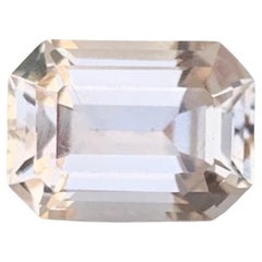 Gema suelta natural de 2.50 quilates de topacio imperial en forma de esmeralda