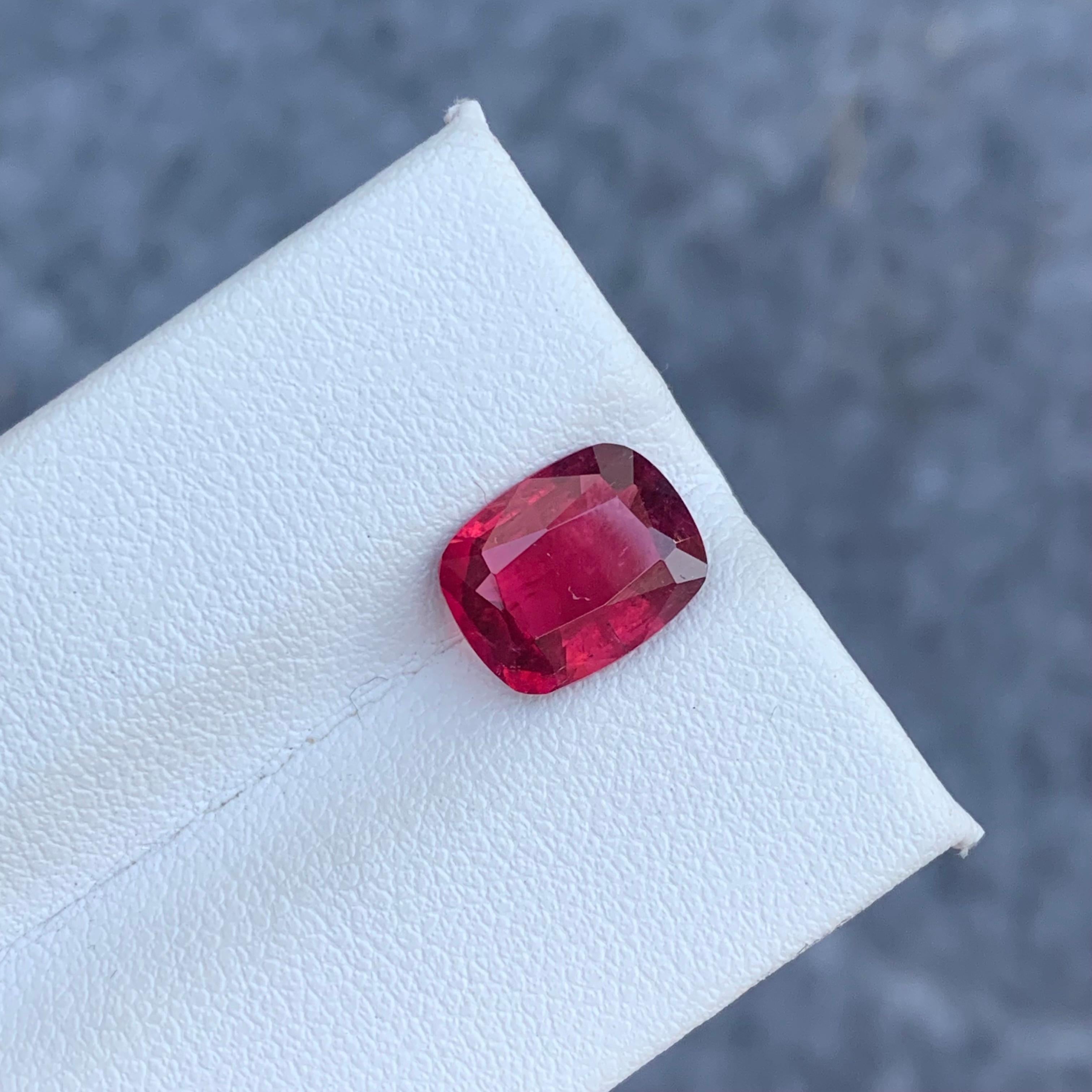 2,50 Karat natürlicher loser roter Rubellit-Turmalin-Kissenschliff für Damen oder Herren