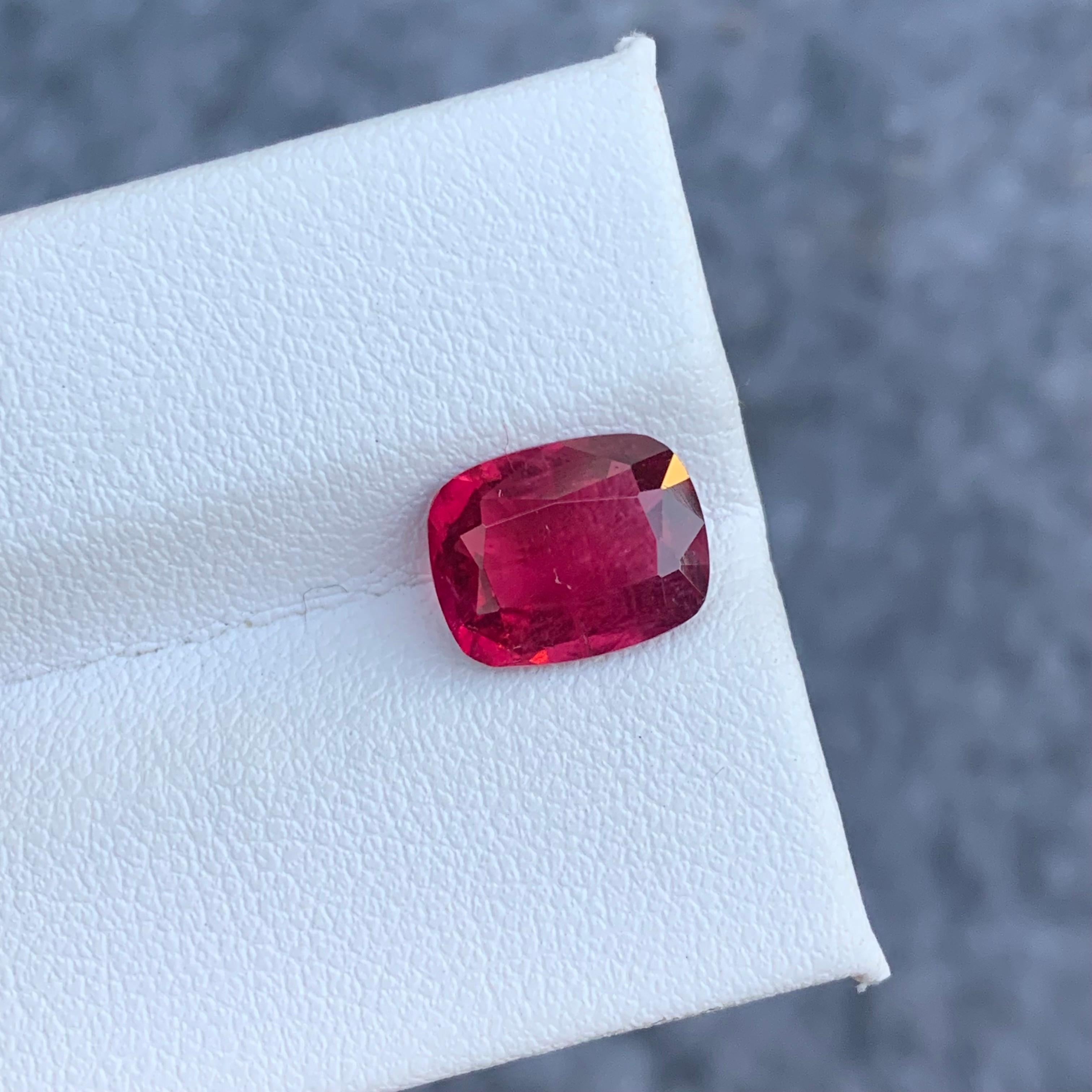 2,50 Karat natürlicher loser roter Rubellit-Turmalin-Kissenschliff 3