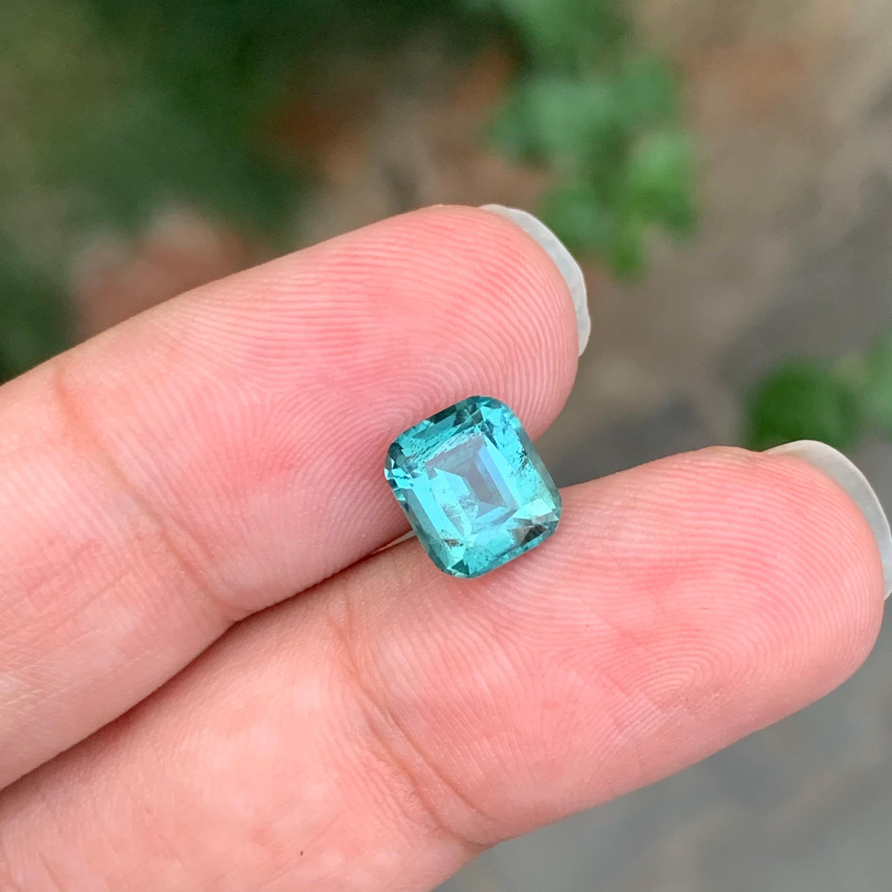 Gema natural suelta de turmalina de mar de 2.50 quilates en forma de cojín en venta 4