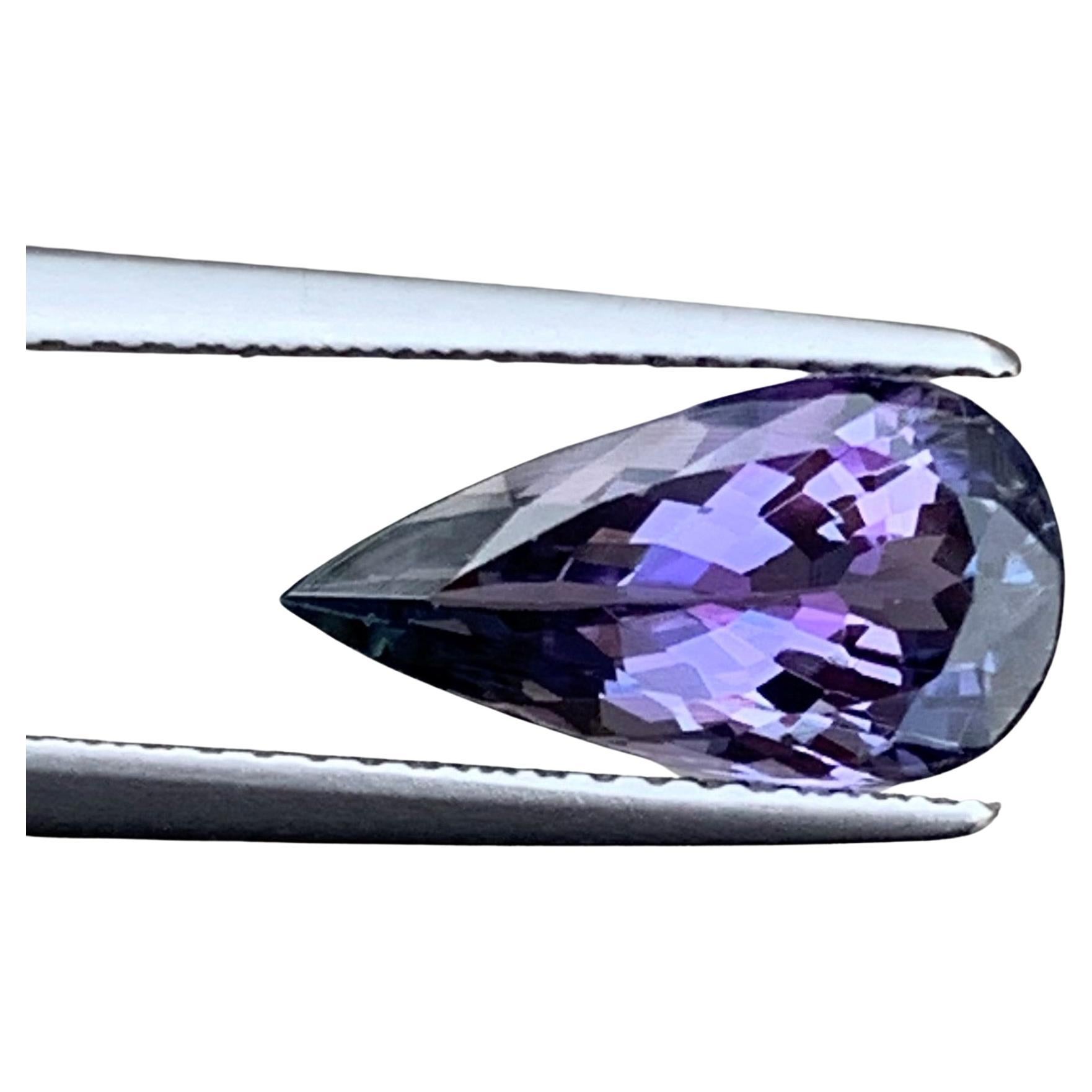 Tanzanite naturelle non sertie en forme de poire de 2,50 carats, pierre précieuse pour la fabrication de bijoux en vente