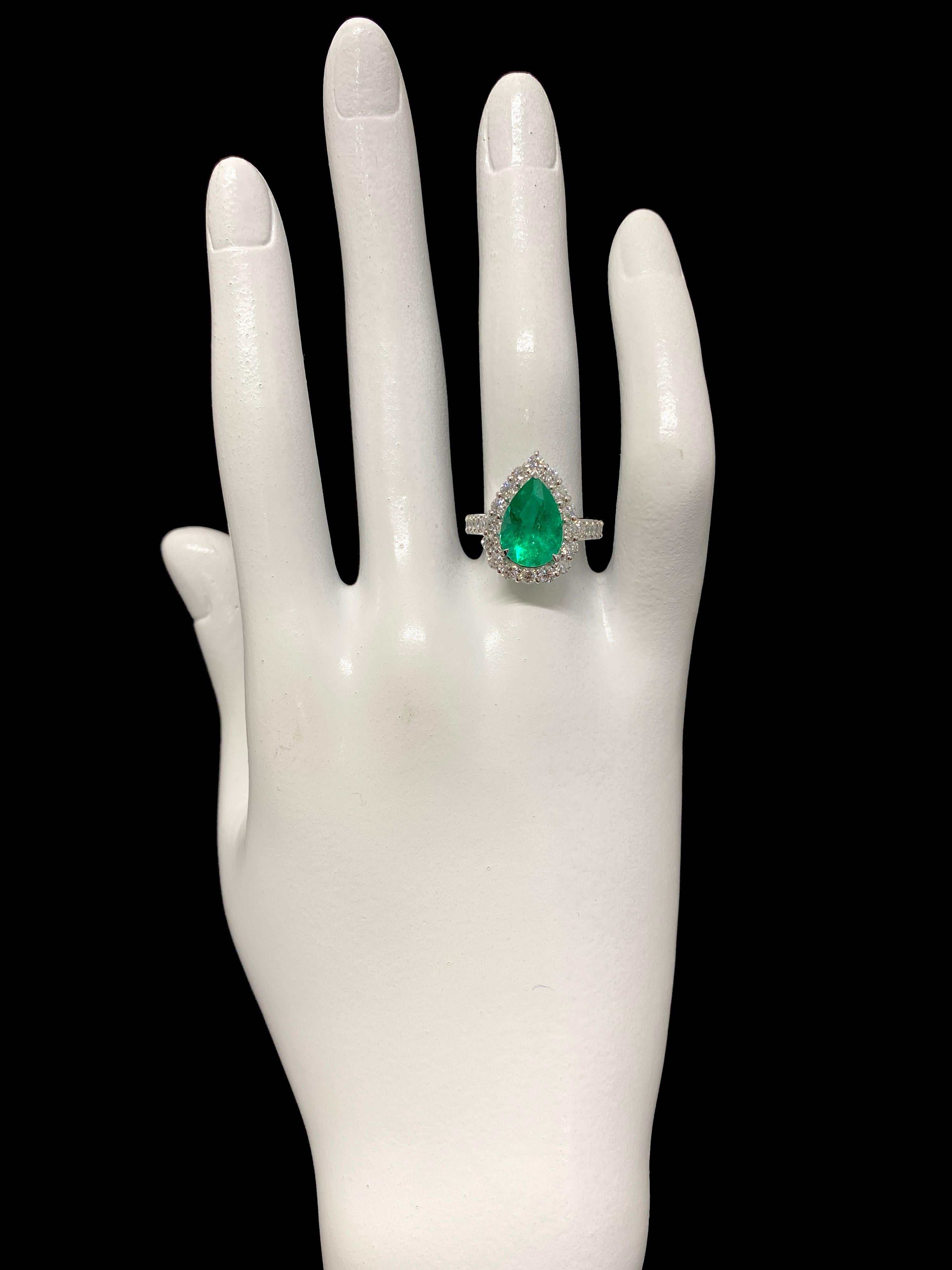2.50 Carat Natural Pear-Cut Emerald and Diamond Ring Set in Platinum 1
