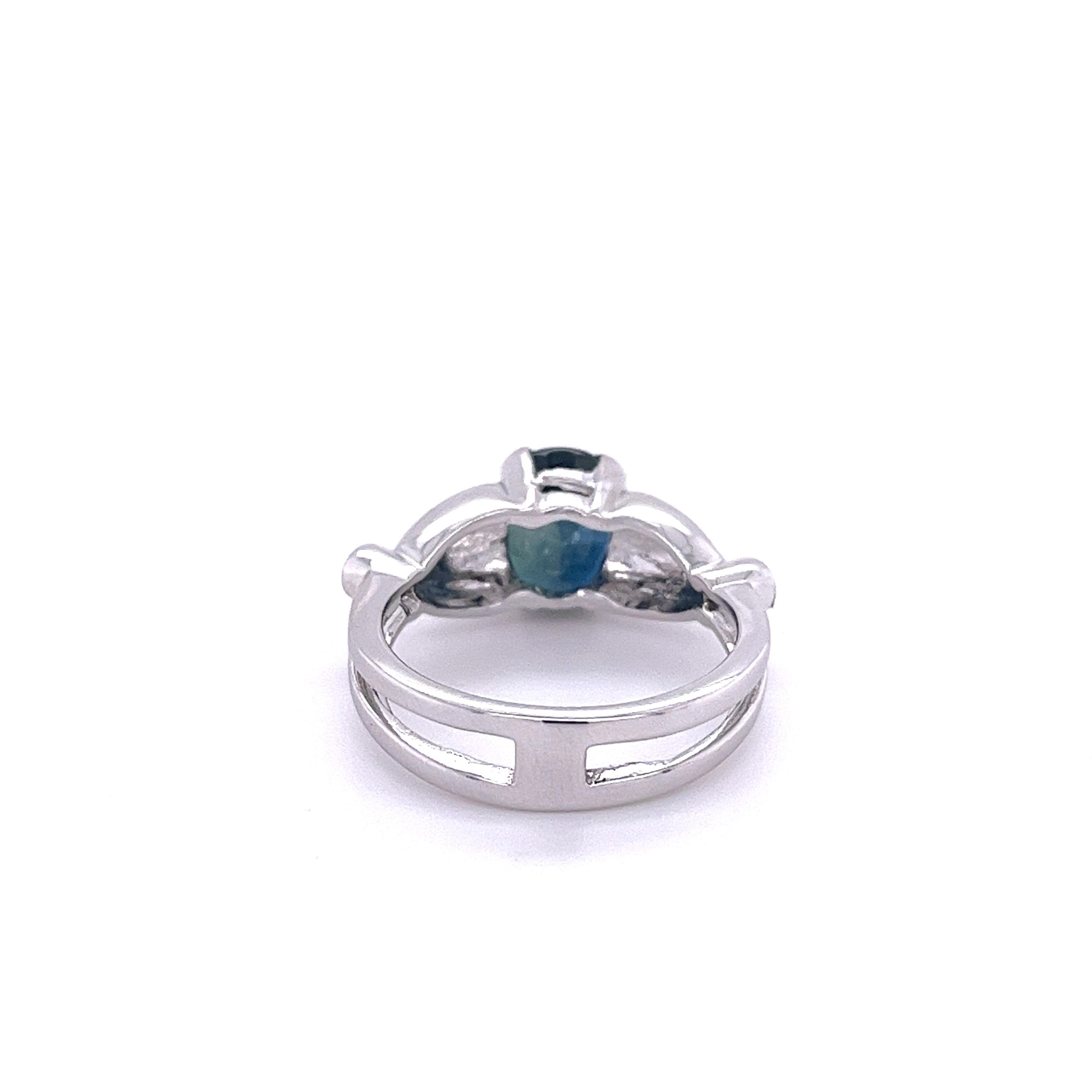 2.50 Carat Oval Cut Blue Sapphire in 14k White Gold Split Open Ring Shank For Sale 3