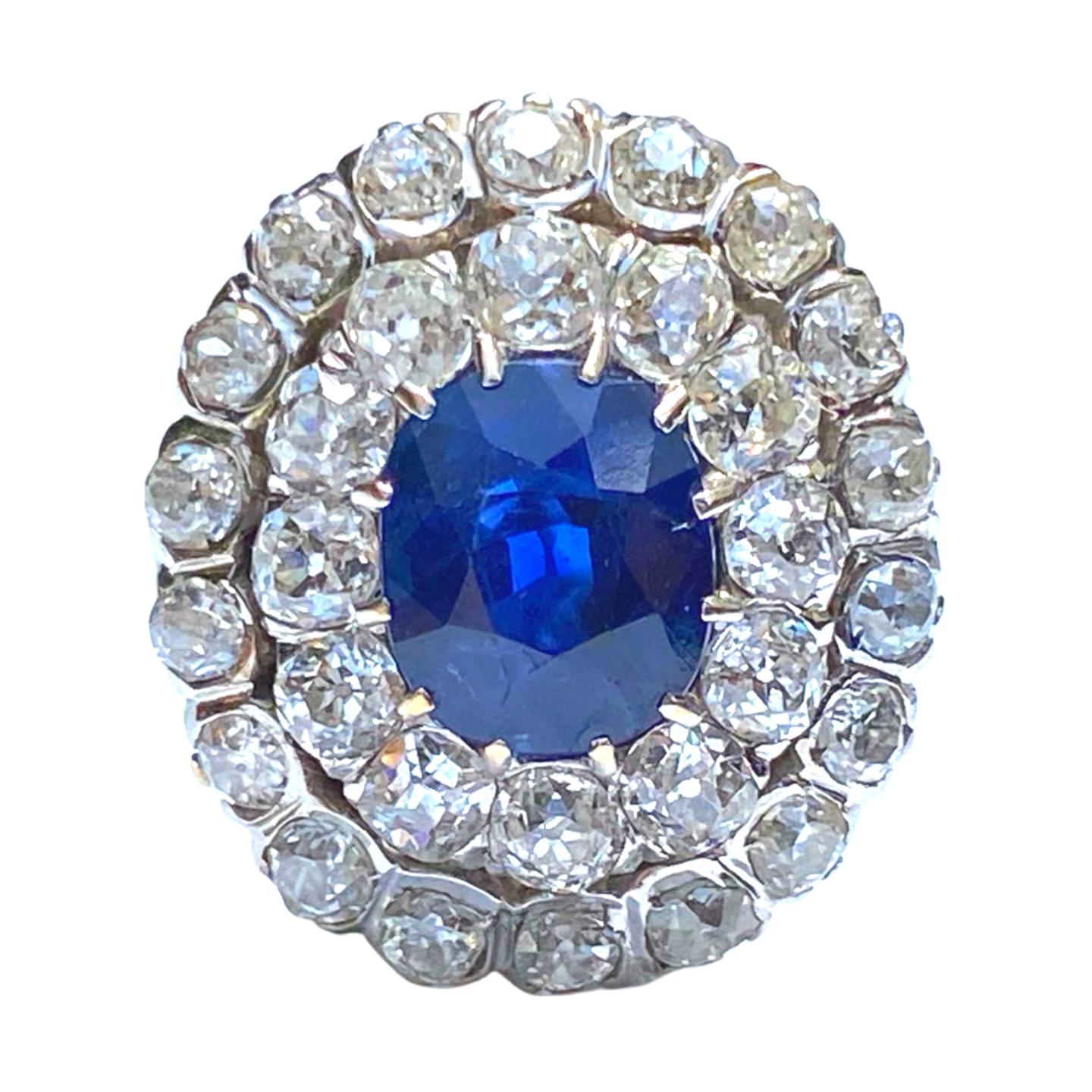 2.50 Carat Art Deco Sapphire Platinum and Diamond Ring at 1stDibs