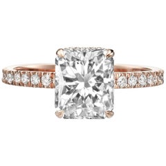 2.50 Carat Radiant Cut Diamond Engagement Ring on 14 Karat Rose Gold