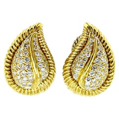 Clips d'oreilles à feuilles en or 18 carats avec diamants ronds brillants pavés de 2,50 carats