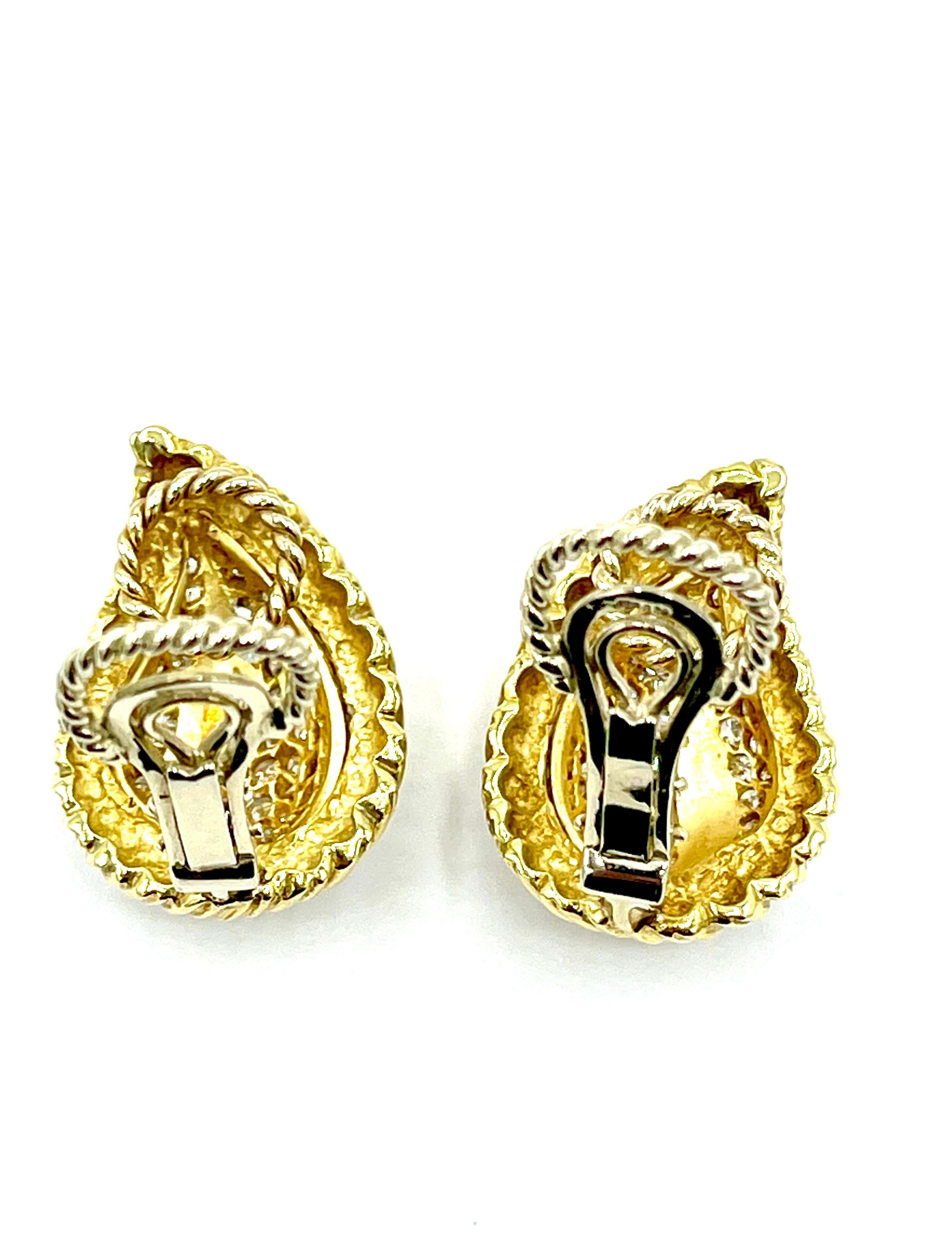 2.50 Carat Round Brilliant Diamond Pave 18 Karat Gold Leaf Clip Earrings For Sale 4