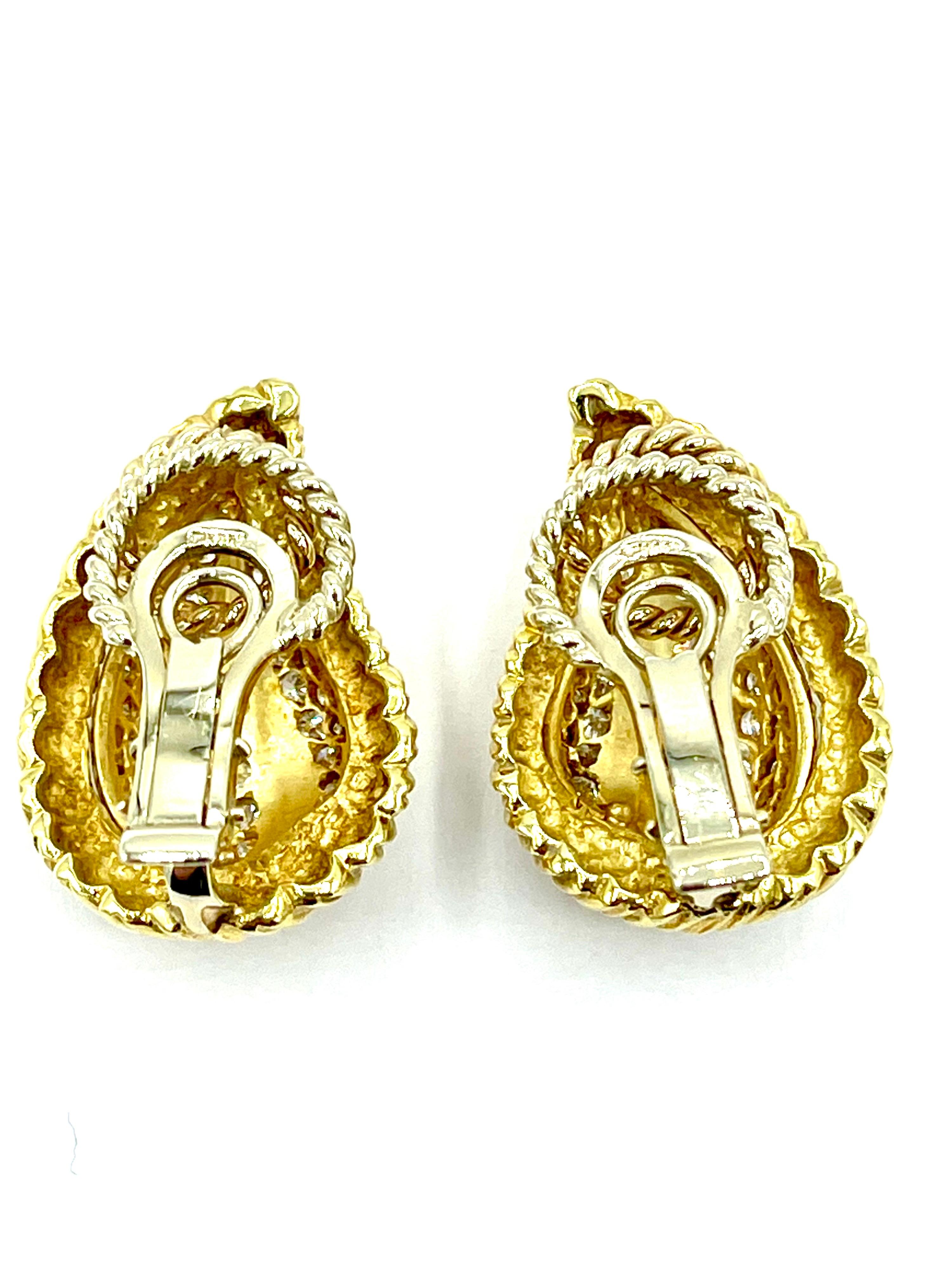 2.50 Carat Round Brilliant Diamond Pave 18 Karat Gold Leaf Clip Earrings For Sale 6