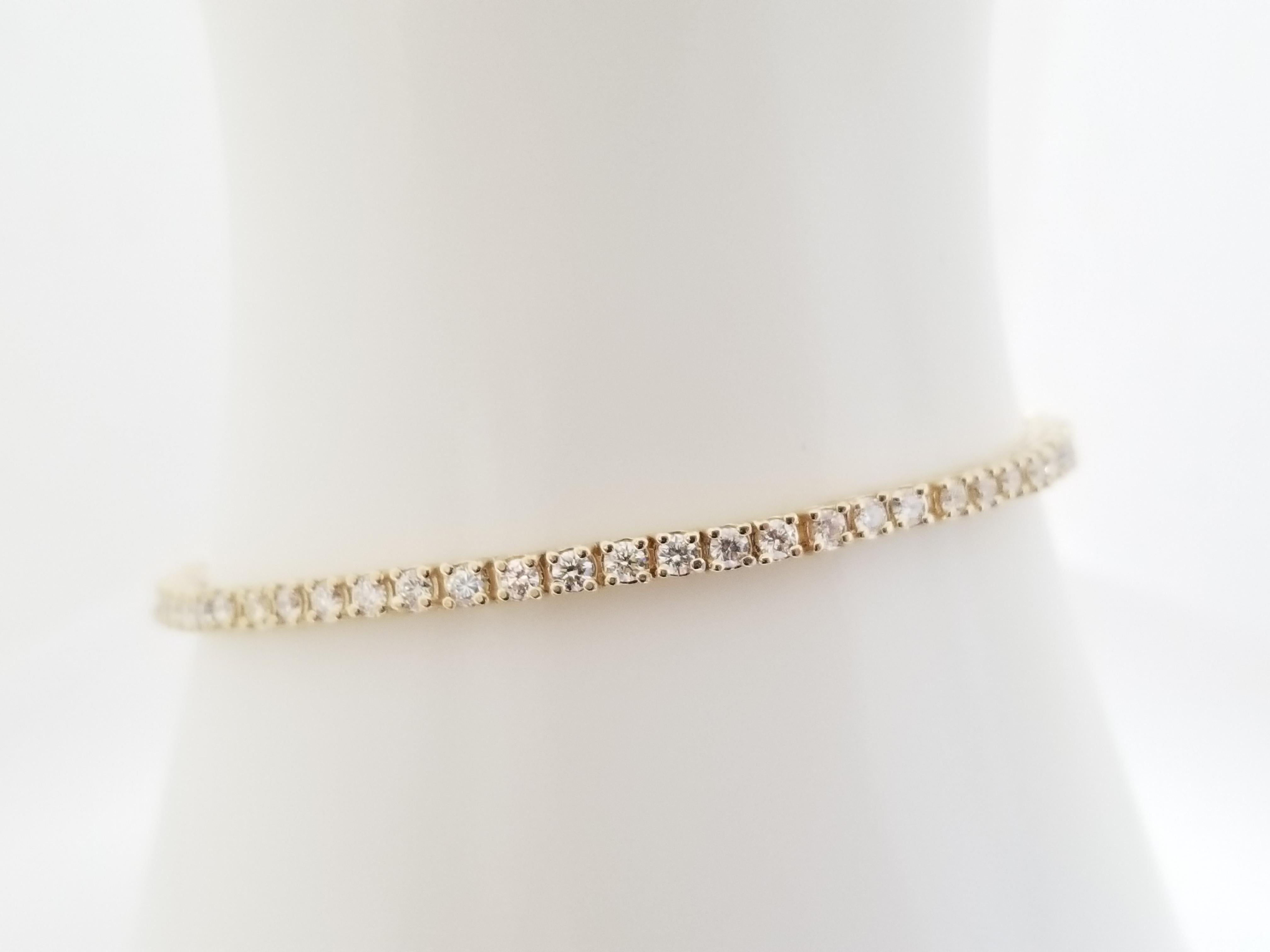 Round Cut 2.50 Carat Round Brilliant Diamond Tennis Bracelet 14 Karat Yellow Gold