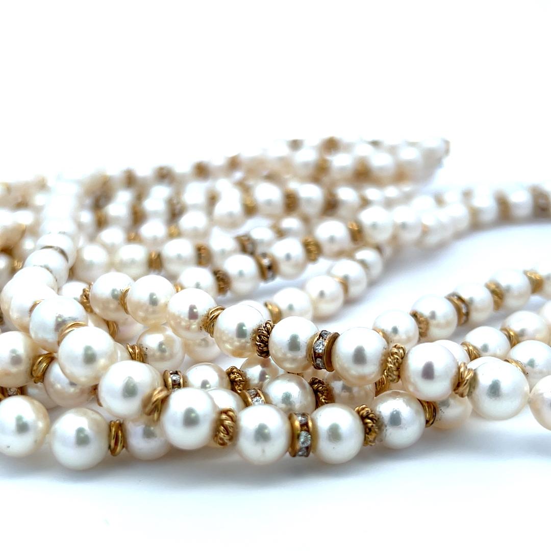 Titre :
Collier en or jaune 18 carats avec diamants ronds brillants de 2,50 carats H VS
Le style :
Beed
Métal :
Or jaune 18 carats
Pierre précieuse 1 :
Diamant de 2,5 carats
Nombre de pierres :
294
Couleur :
H
La clarté :
VS
Forme :
Brillant