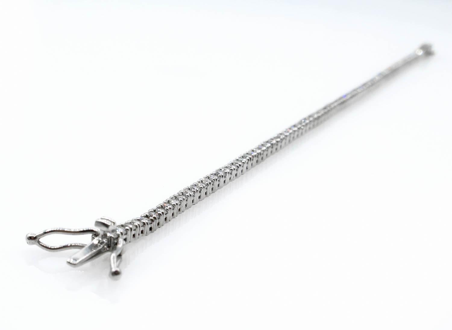 2.bracelet tennis avec diamants ronds de 50 carats en or blanc 9