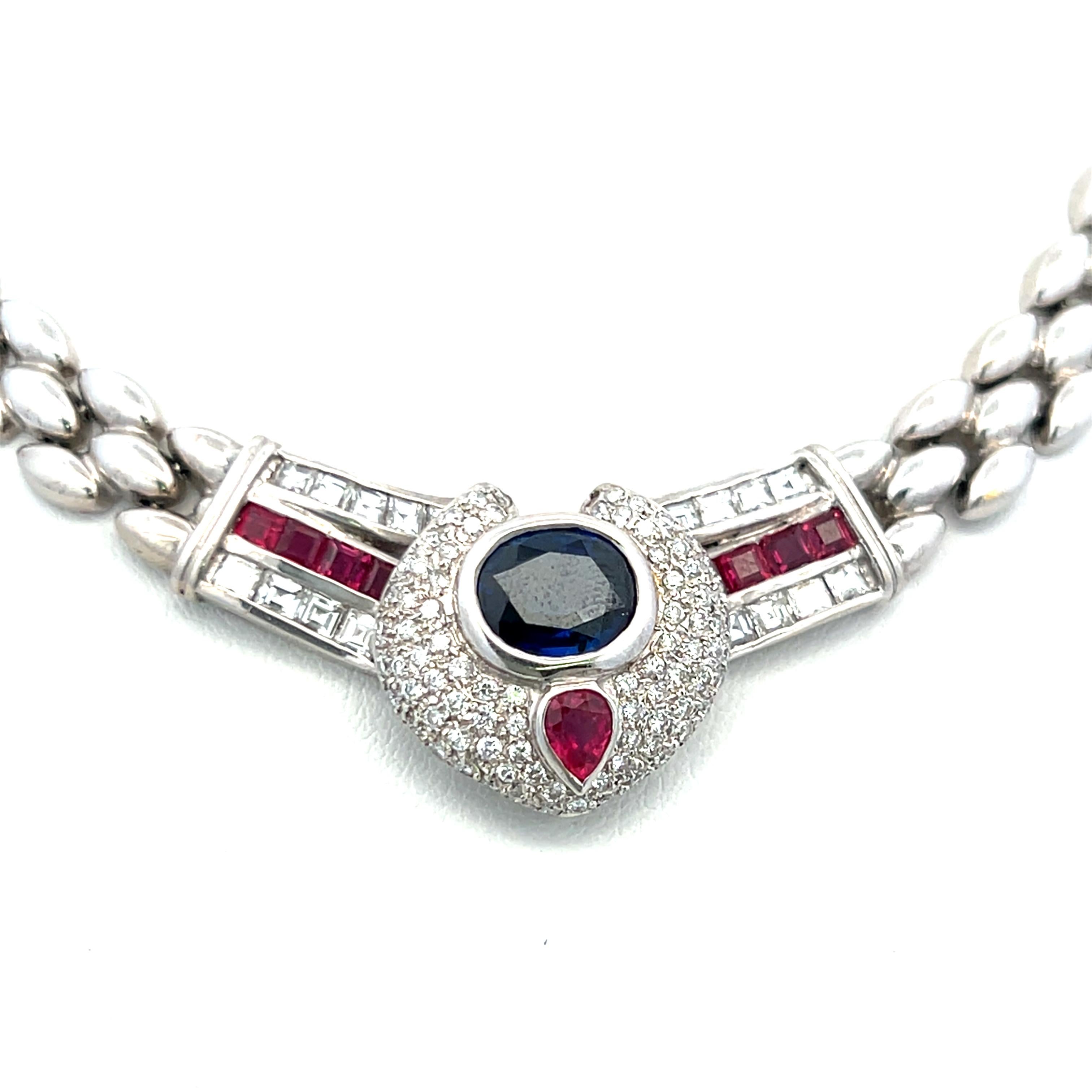2.50 Carat Sapphire 2.22 Carat Diamond 1.05 Carat Ruby 18K WG Link Necklace en vente 1