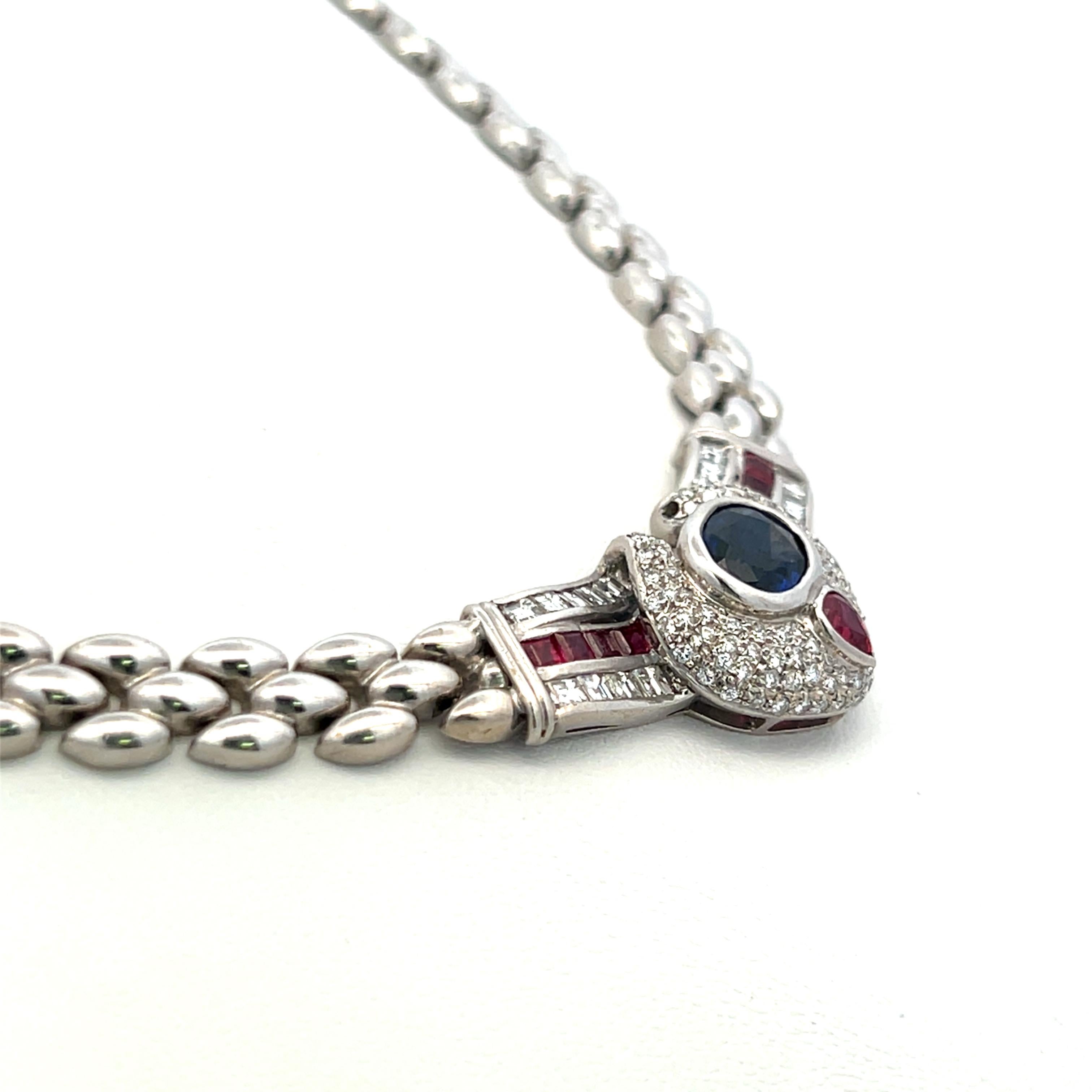 2.50 Carat Sapphire 2.22 Carat Diamond 1.05 Carat Ruby 18K WG Link Necklace en vente 3