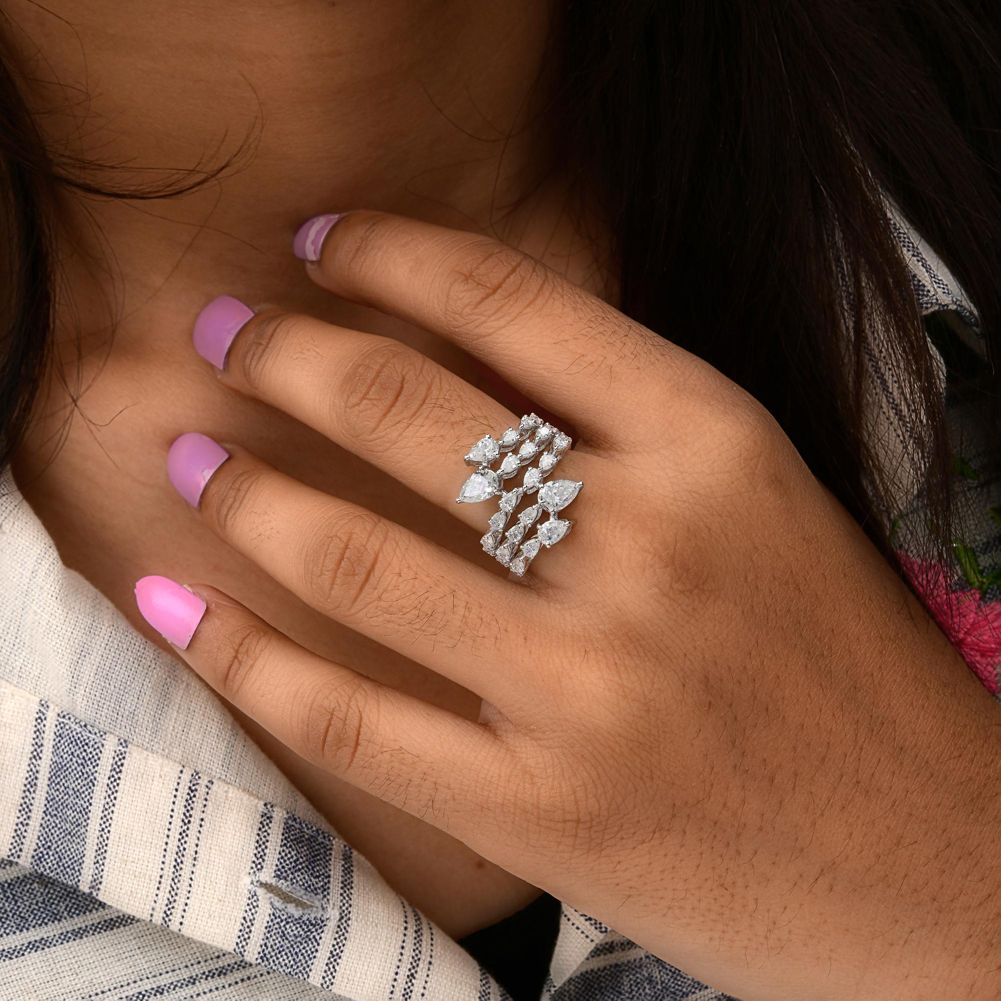 2.50 Carat SI Clarity HI Color Pear Diamond Ring 14 Karat White Gold Jewelry In New Condition For Sale In Diera, Dubai