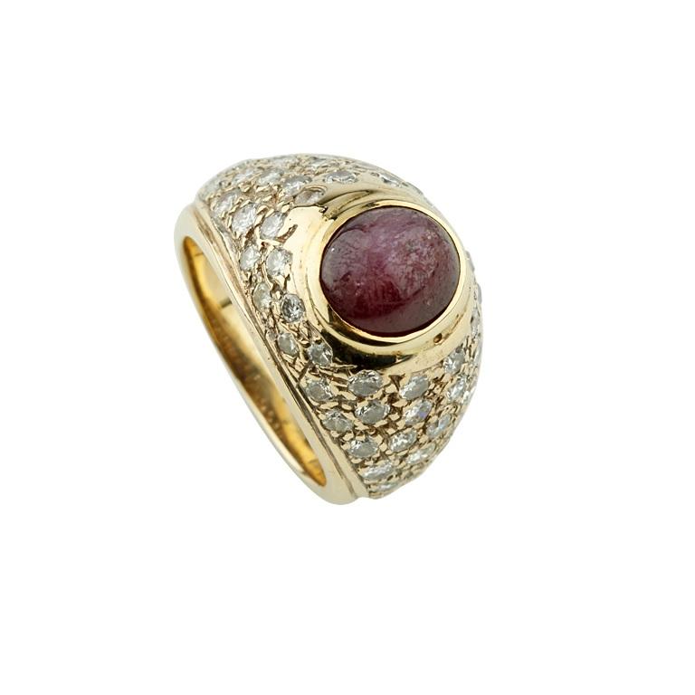 2.50 Carat Star Ruby Solitaire Ring with Diamond Accents In Good Condition For Sale In Sherman Oaks, CA