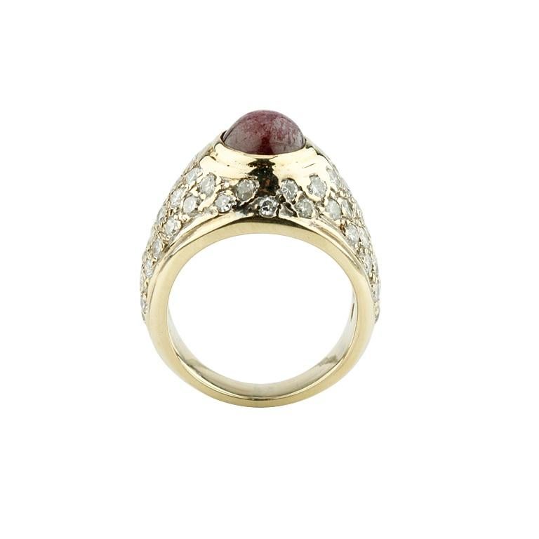 Women's 2.50 Carat Star Ruby Solitaire Ring with Diamond Accents For Sale