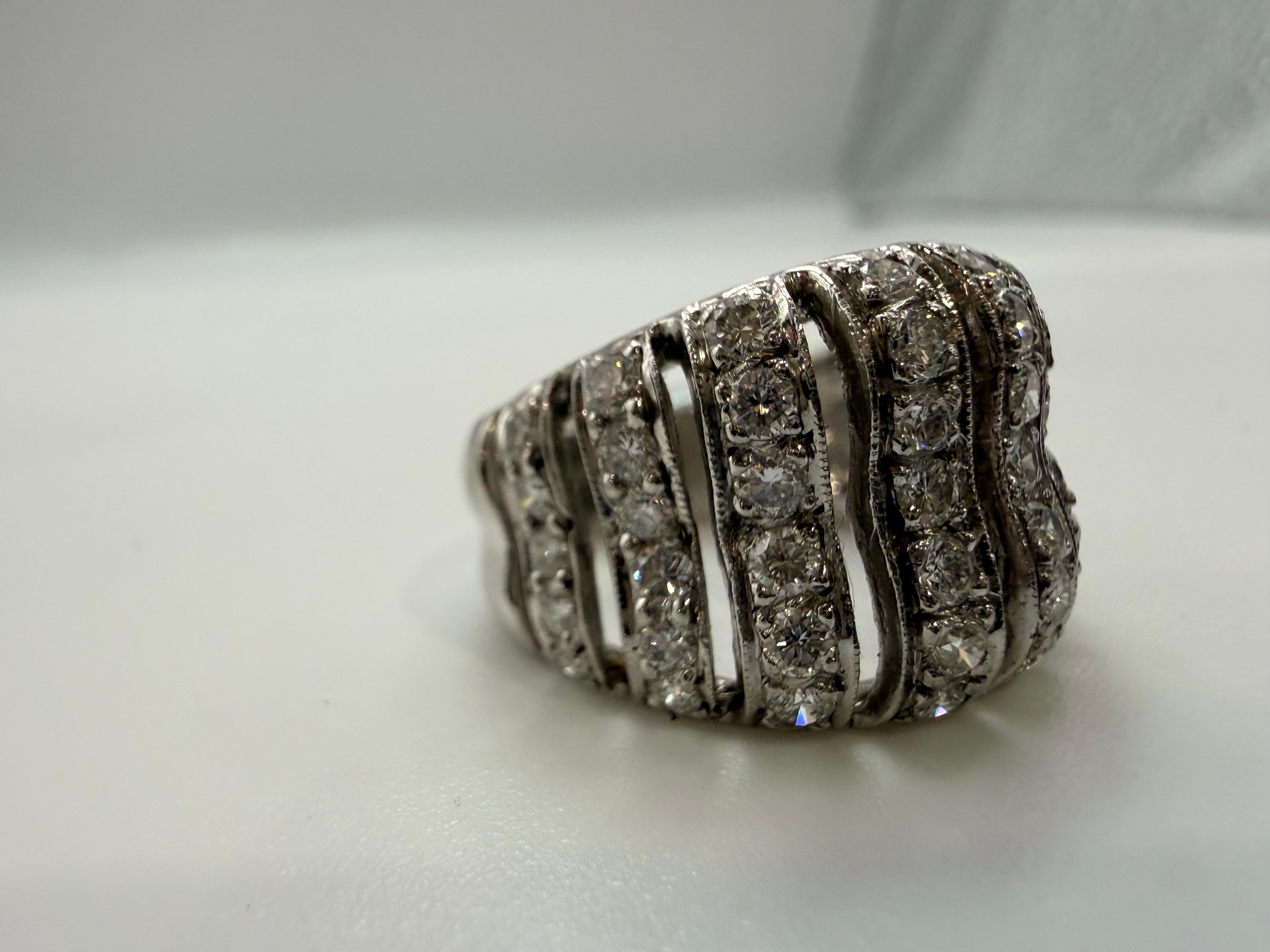 2,50 Karat Kuppelring 14Kt Gold Modischer Ring im Angebot 1