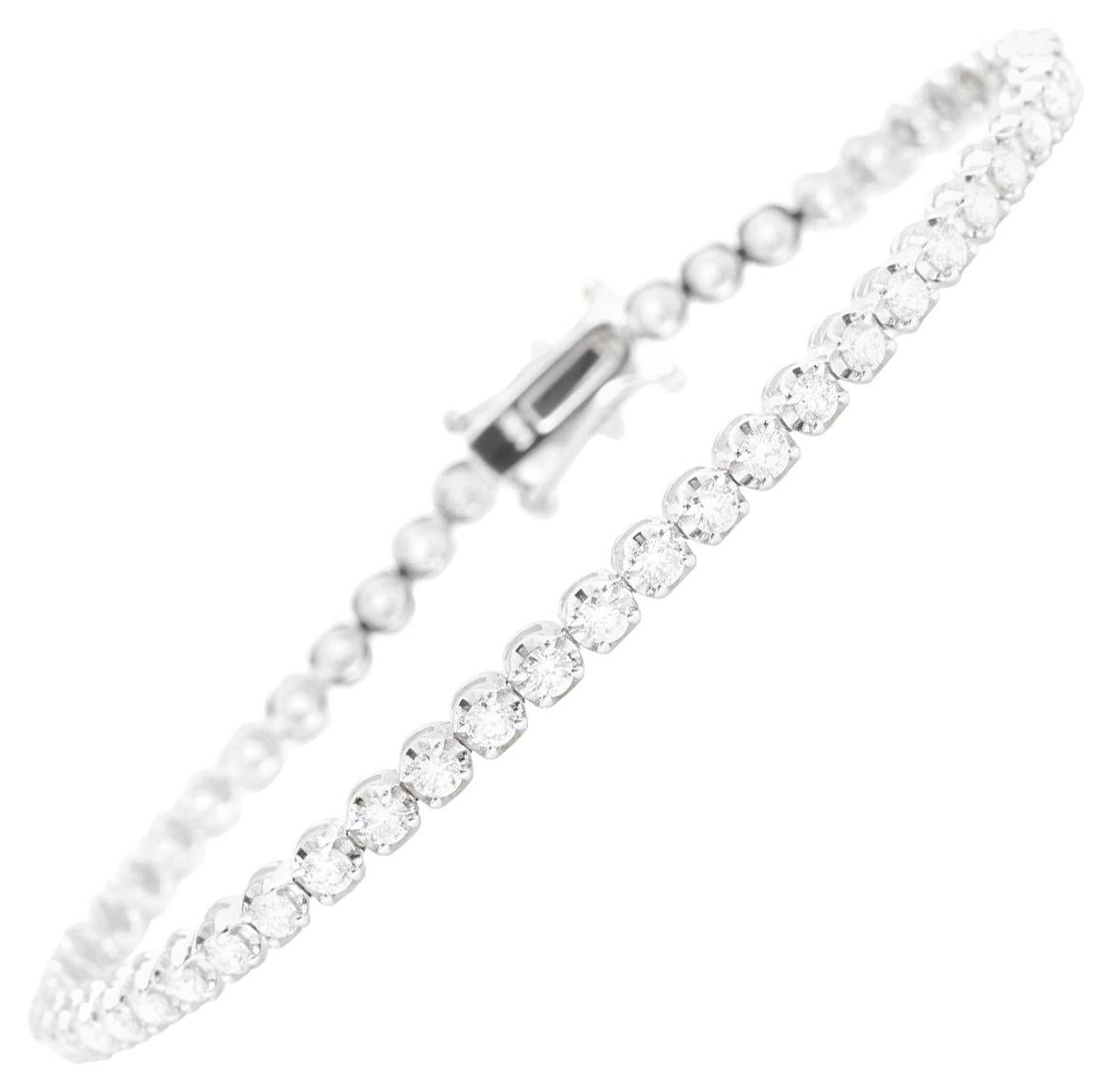 2.50 Carats Natural Diamond 14k Solid White Gold Bracelet For Sale