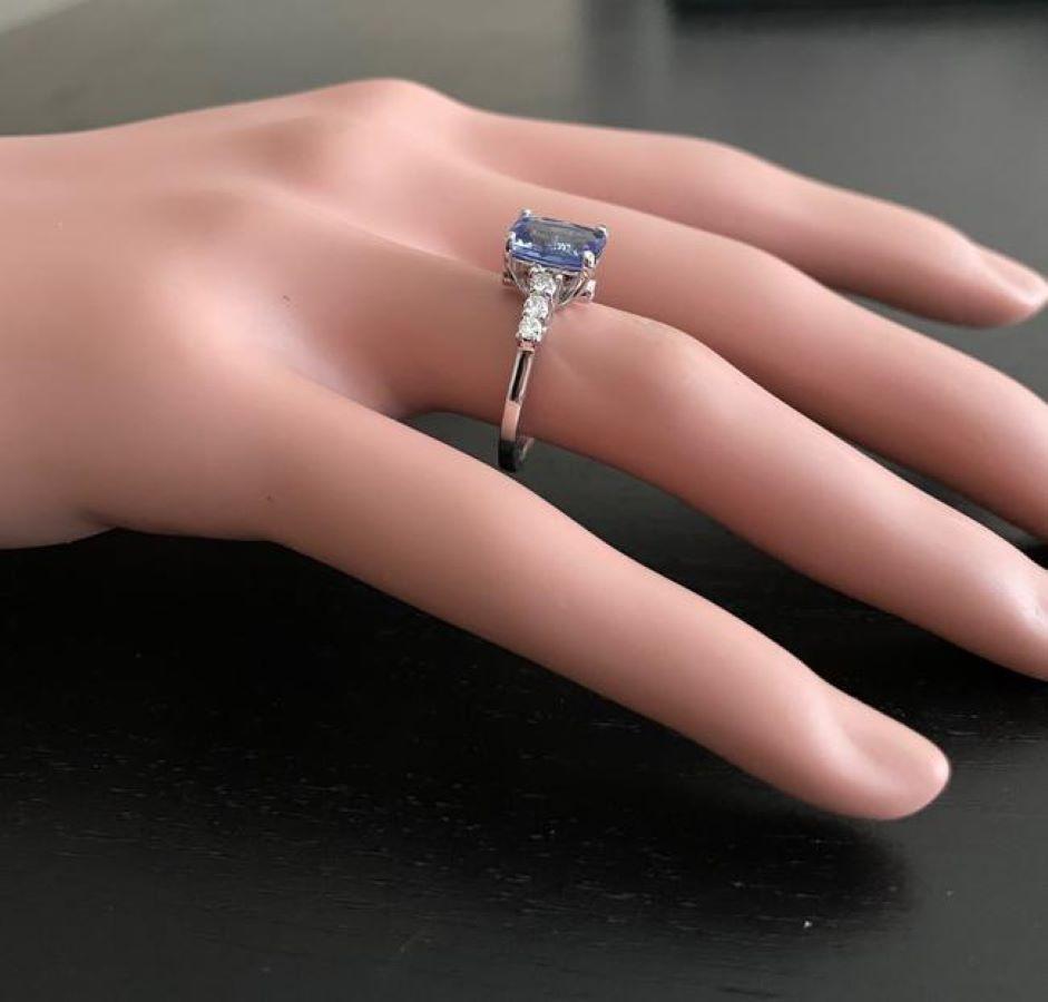 2.50 Carats Natural Tanzanite and Diamond 14k Solid White Gold Ring For Sale 3