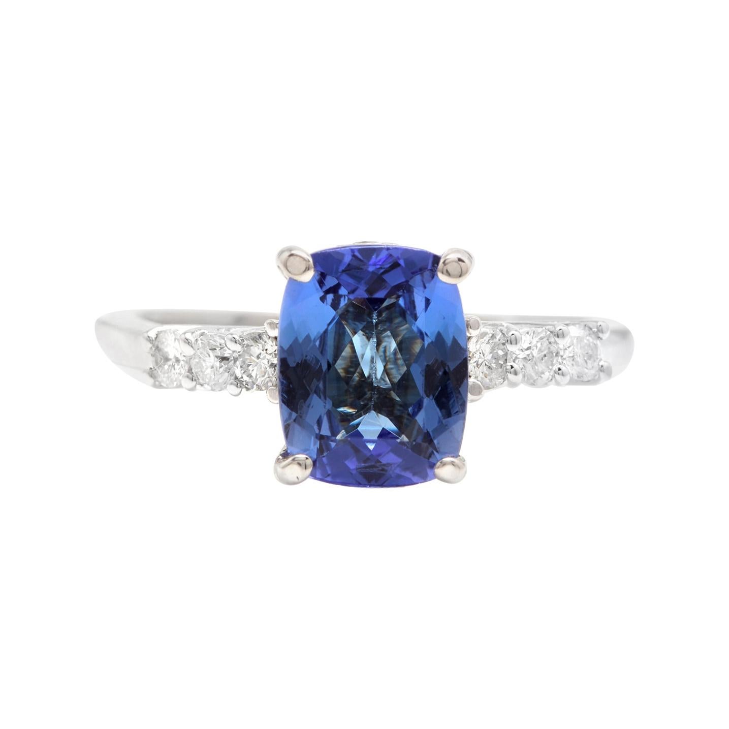2.50 Carats Natural Tanzanite and Diamond 14k Solid White Gold Ring For Sale
