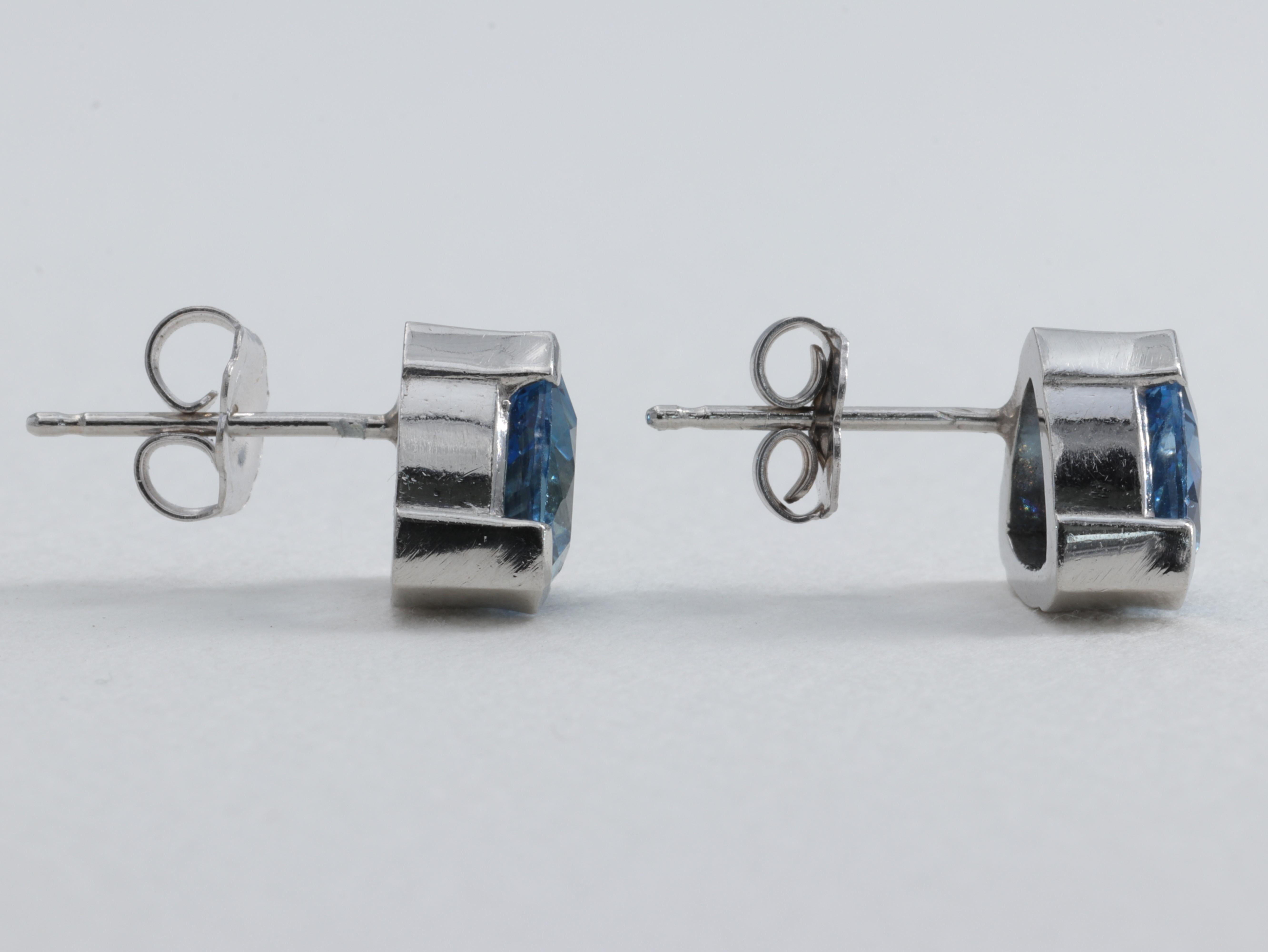 Santa Maria Blue Aquamarine Trilliant Stud Earrings Hand Fabricated in Platinum For Sale 1
