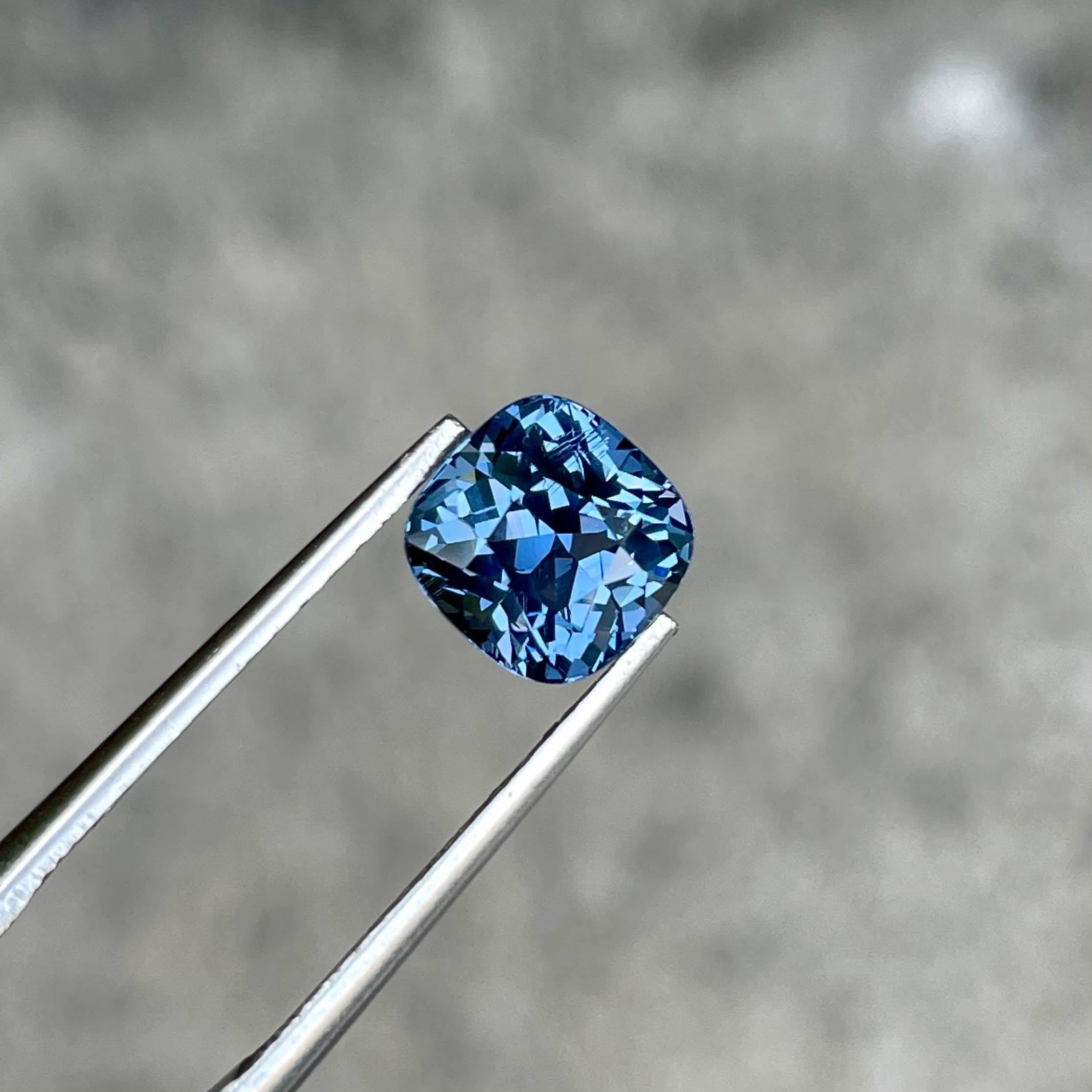 Modern 2.50 Carats Violetish Blue Spinel Stone Cushion Cut Natural Tanzanian Gemstone For Sale