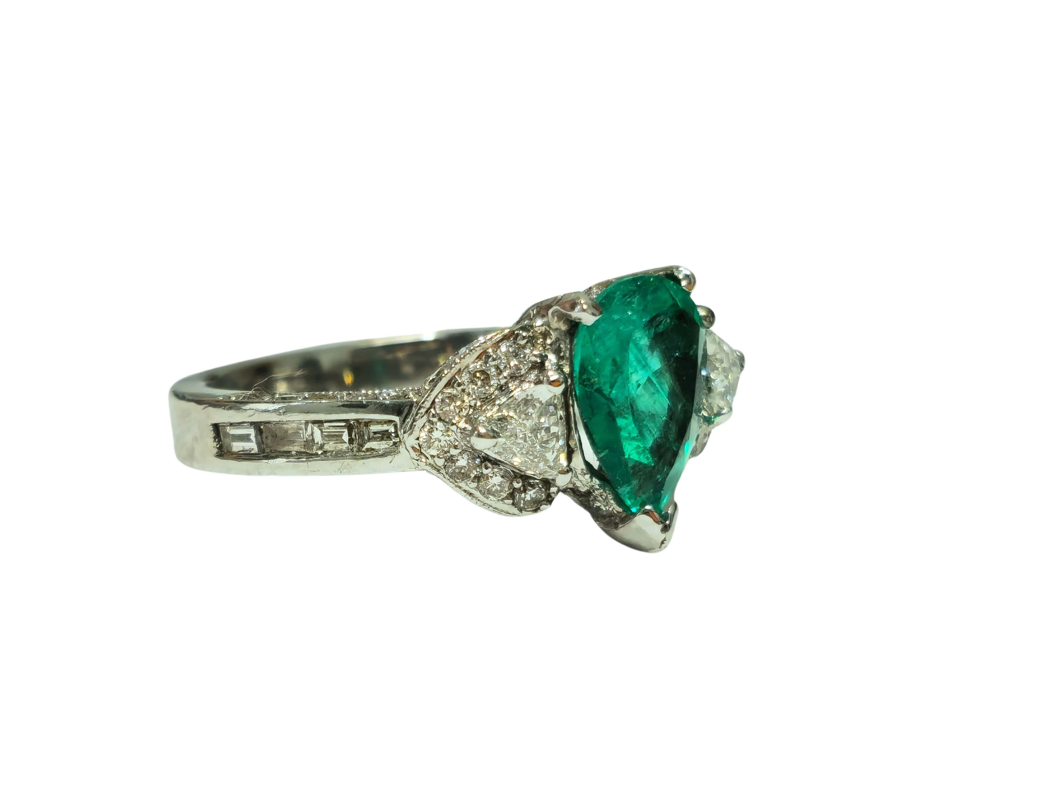 2.50 Anillo Cóctel Diamante Esmeralda Colombiana Oro 18k Art Decó en venta