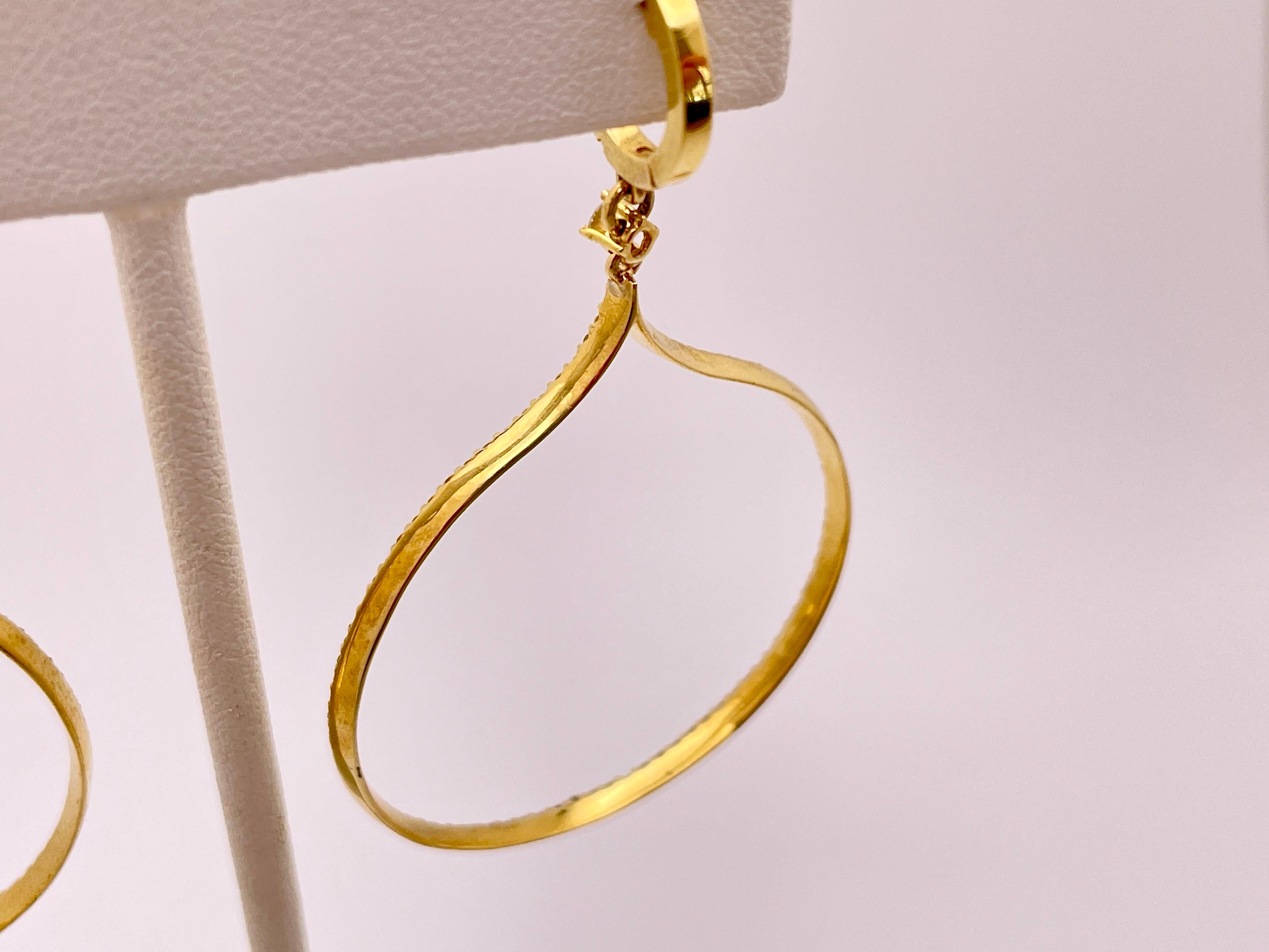 Women's or Men's 2.50 CT Diamond 14K Yellow Gold Chandelier Hoop Earrings For Sale