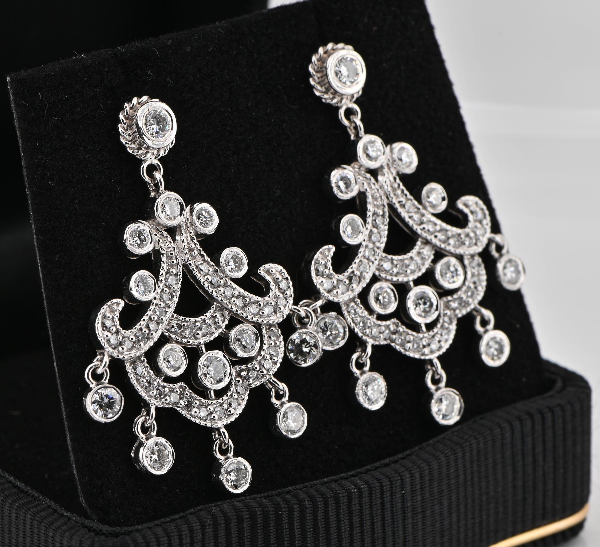 2.50 Ct Diamond Chandelier Earrings 14 Kt gold In Good Condition For Sale In Napoli, IT