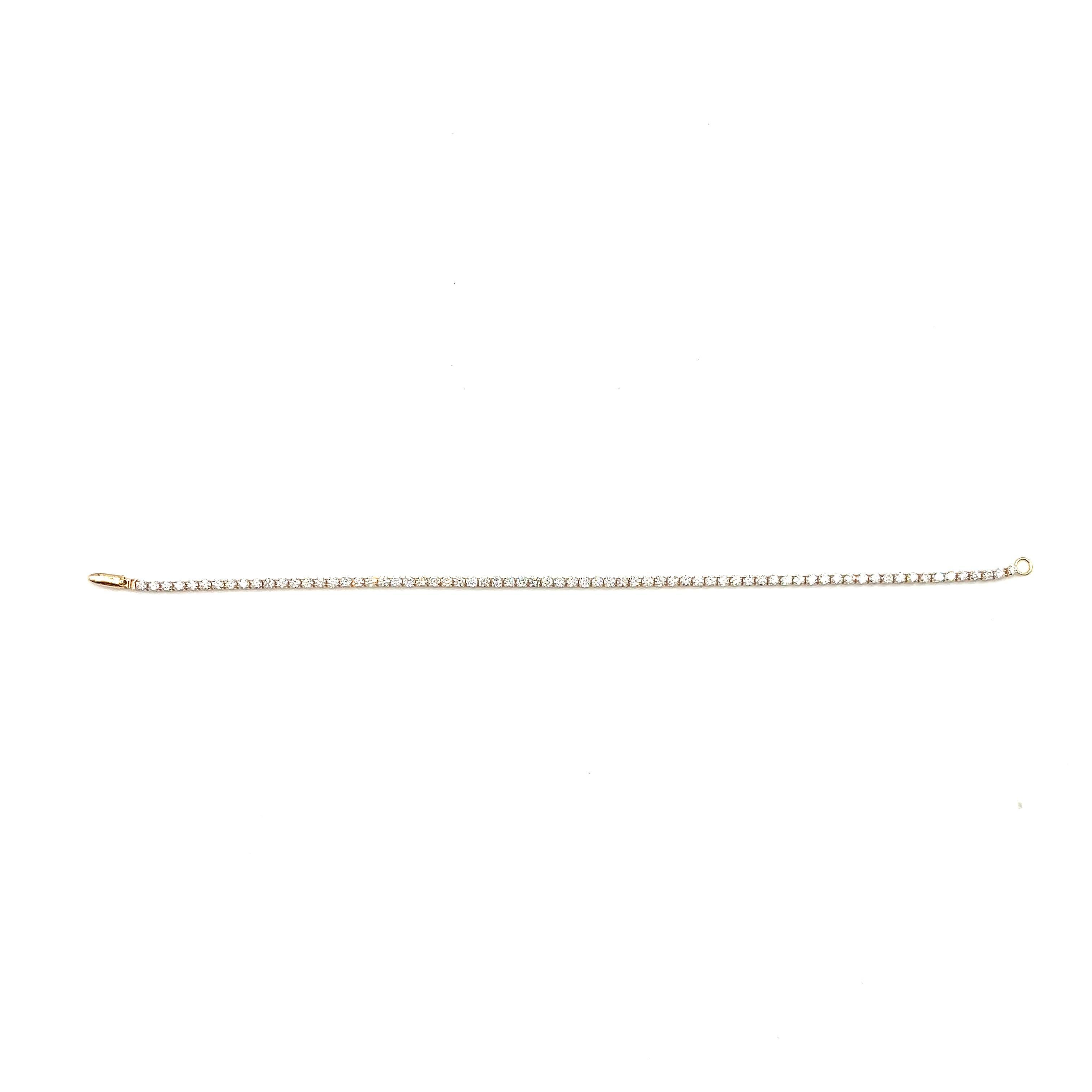 Taglio rotondo Bracciale tennis con diamanti da 2.50 carati