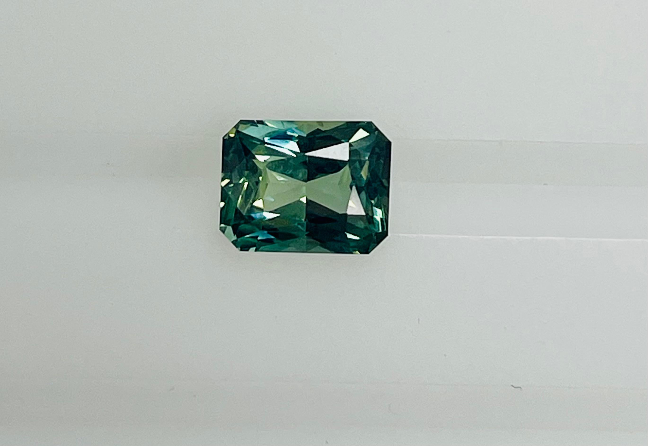 Radiant Cut 2.50 Ct Natural No Heat Radiant Green Sapphire CDC  For Sale