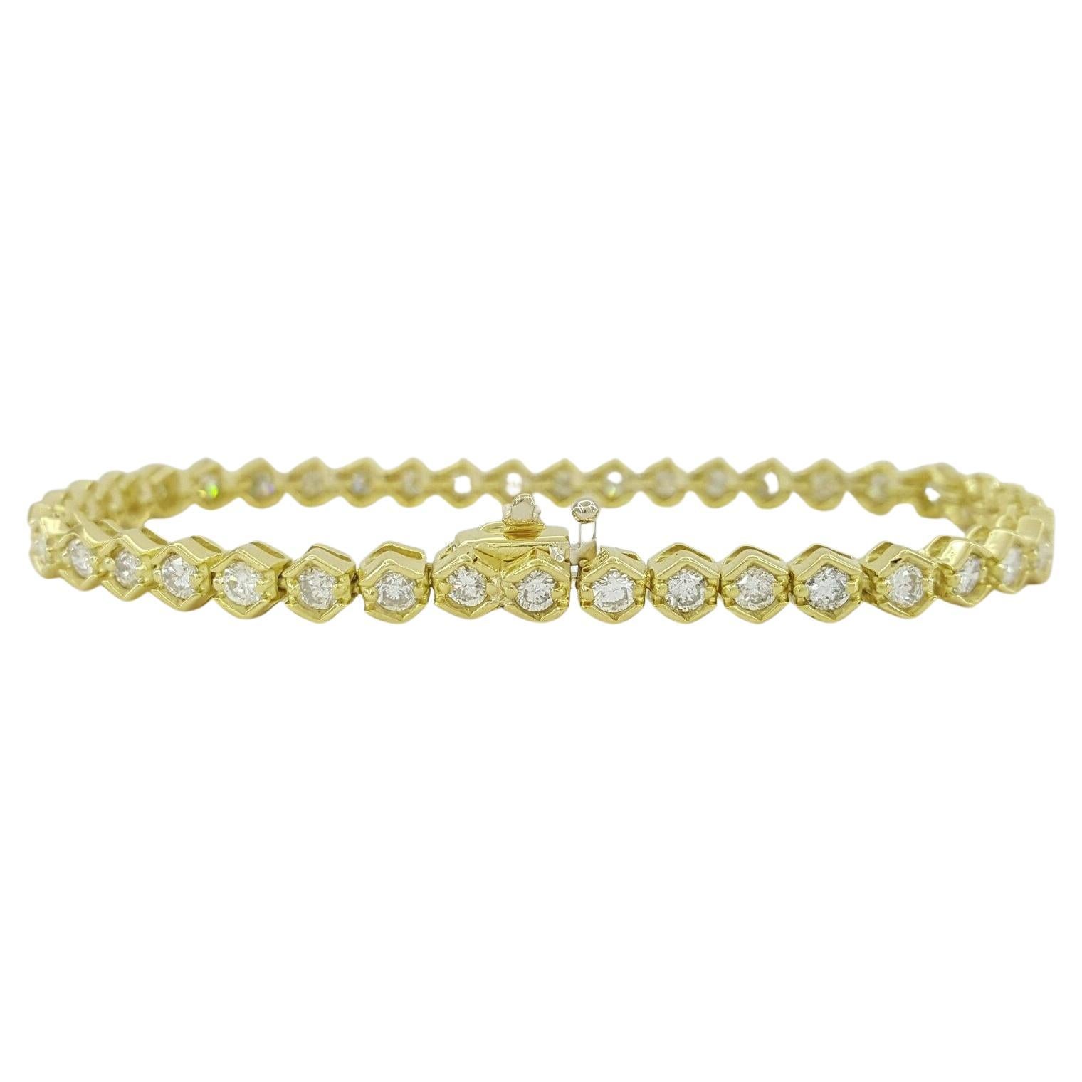 Bracelet tennis en or jaune avec diamants taille brillant rond de 2,50 carats au total en vente