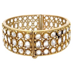 25.00 Carat Rose Cut J SI1 Diamond 18 Karat Yellow Gold Bangle Bracelet