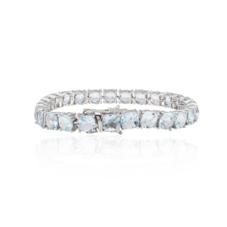 25.01 Carats Cushion cut Aquamarine Tennis Bracelet Sterling Silver Grandma Gift In condizioni Nuovo in vendita a New York, NY