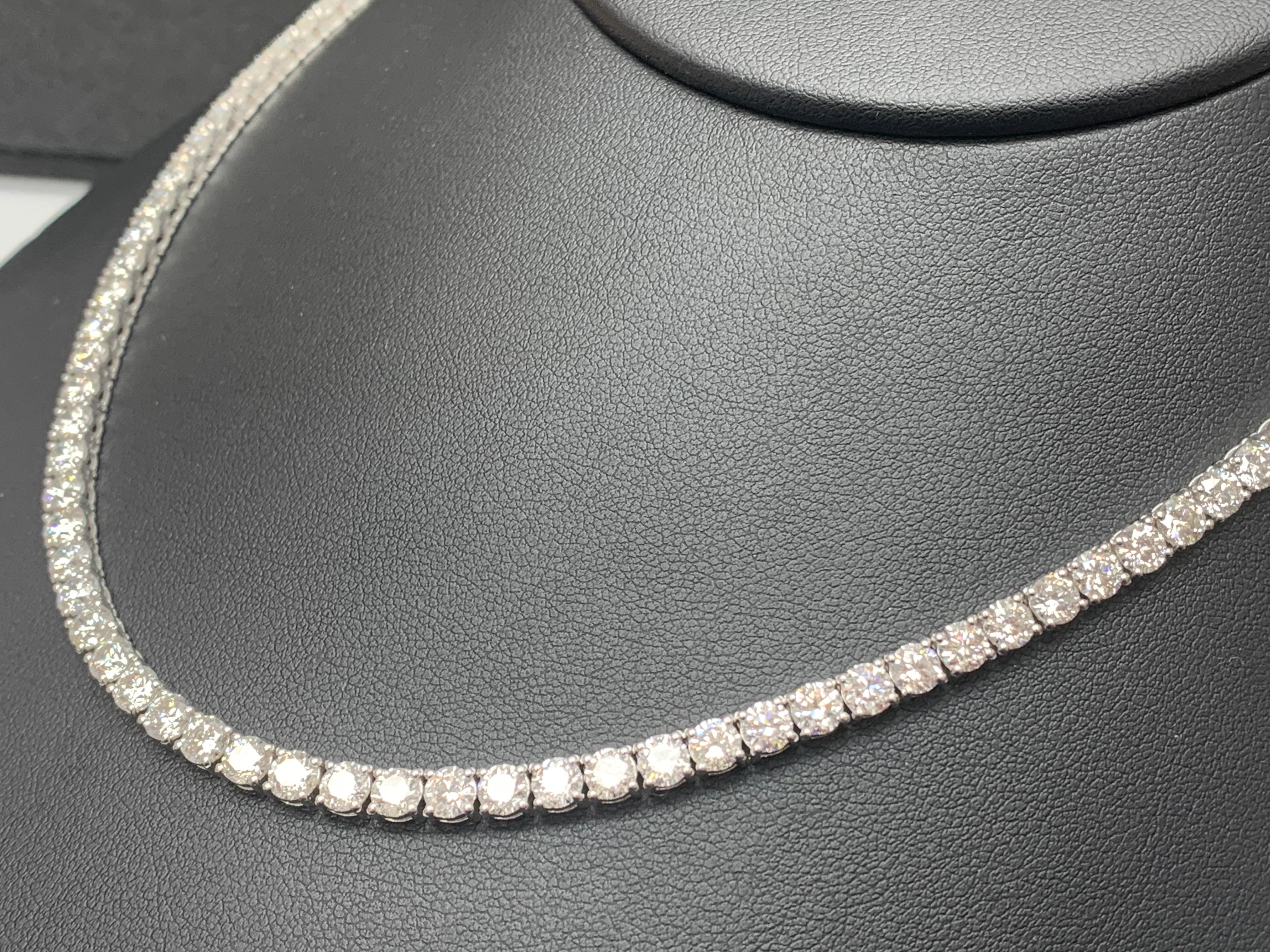 25.03 Carat Diamond Tennis Necklace in 14K White Gold For Sale 2