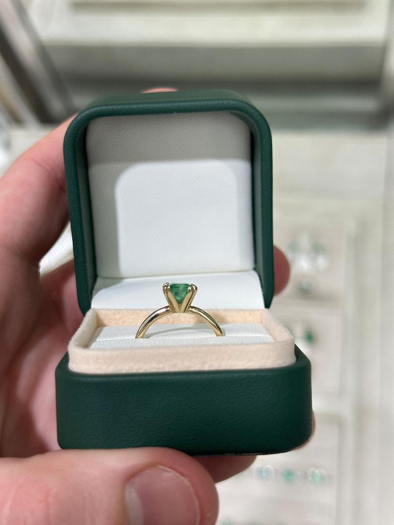 2.50ct 14K Anillo Solitario Corte Esmeralda Natural, Compromiso Doble Garra en venta 1
