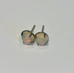 2.50 Carat AAAA Round Welo Opal Stud Earrings Set in Platinum