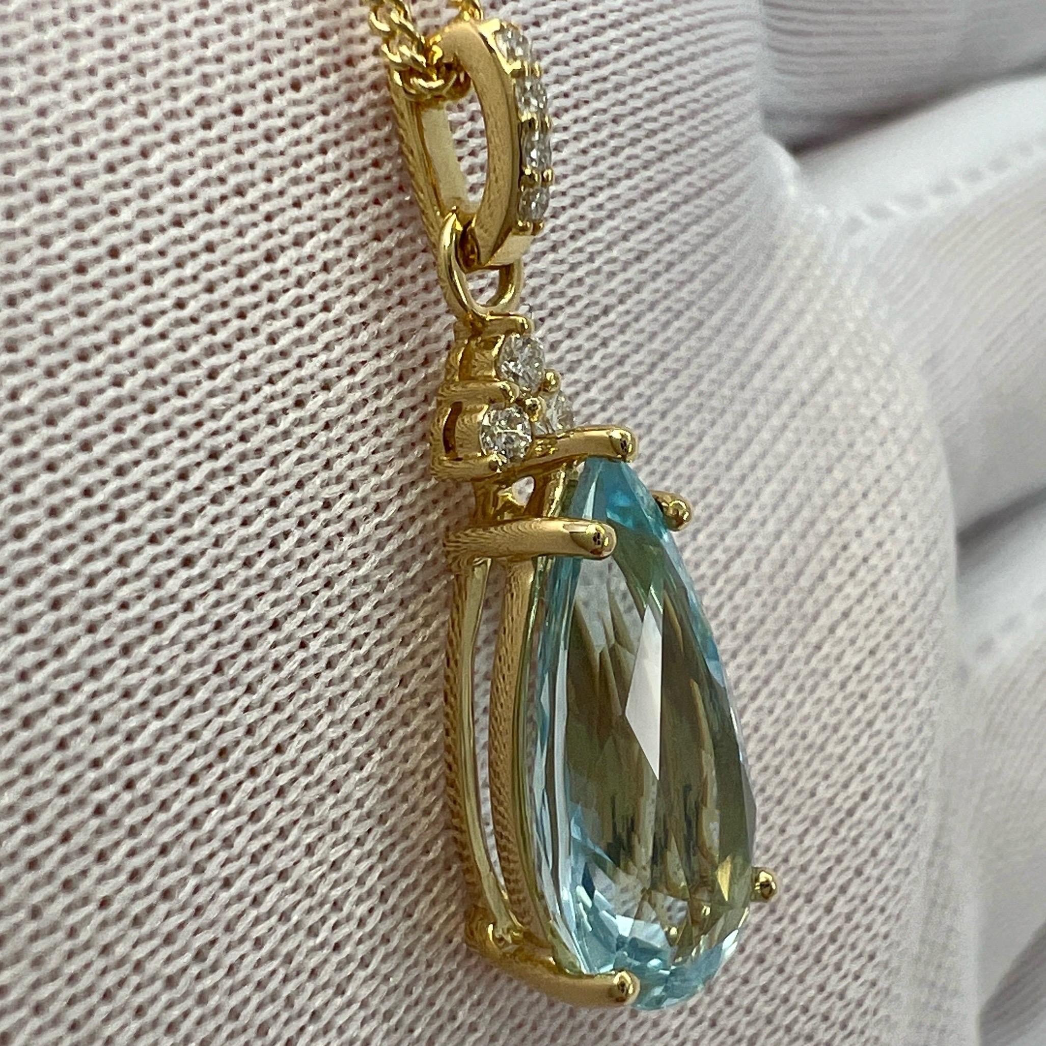 2.50ct Blue Aquamarine & Diamond Pear Cut 18k Yellow Gold Pendant Necklace For Sale 1