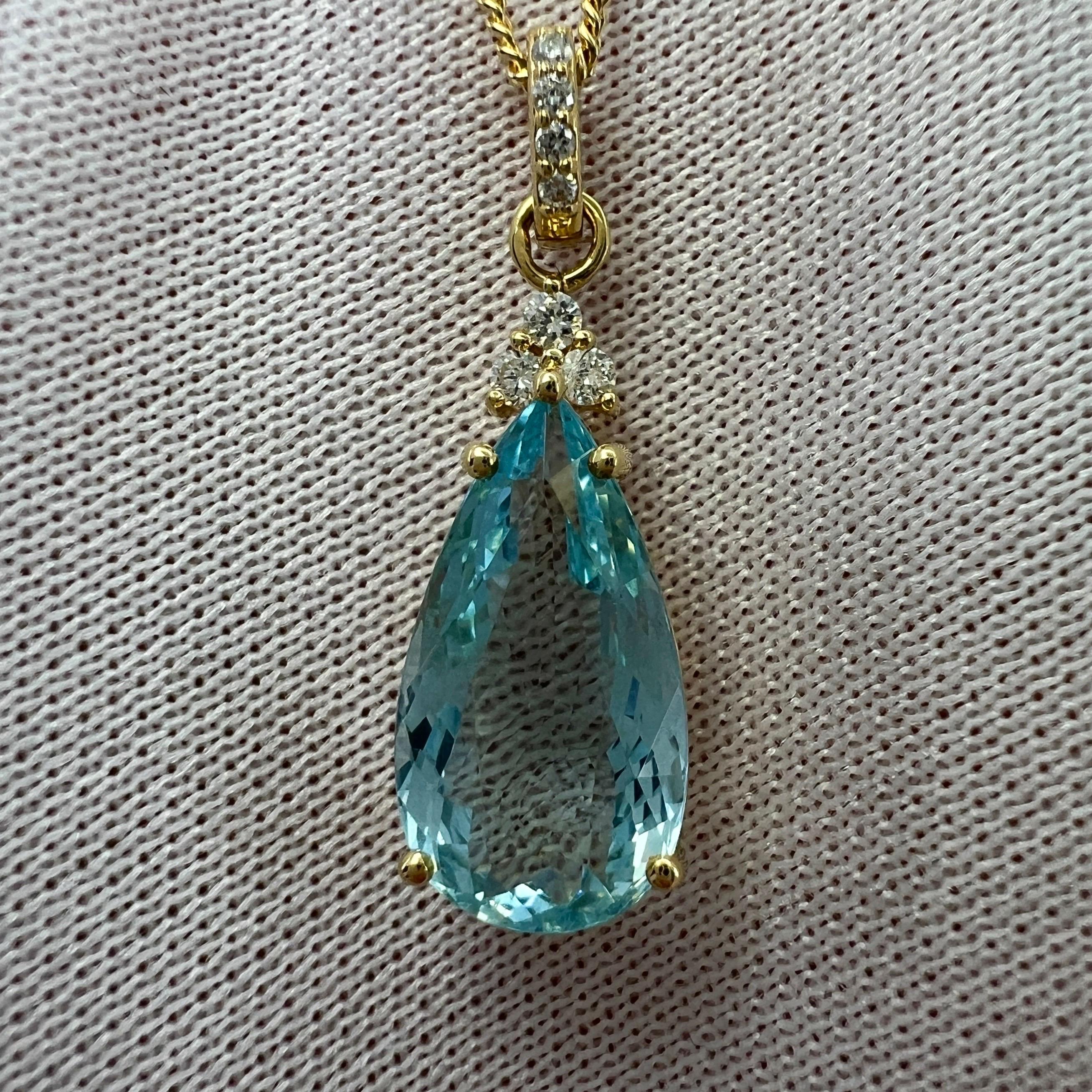 2.50ct Blue Aquamarine & Diamond Pear Cut 18k Yellow Gold Pendant Necklace For Sale 2
