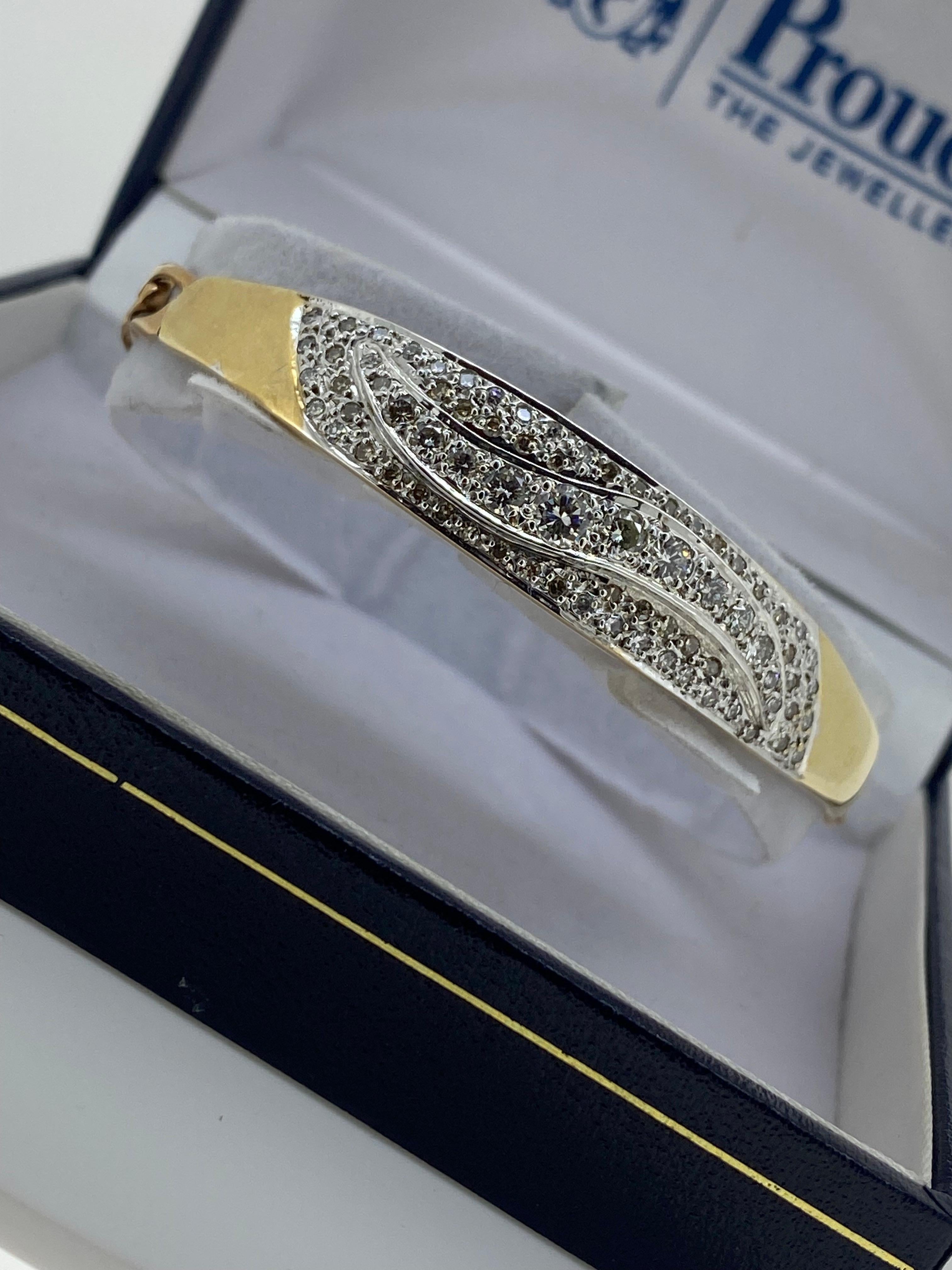 2.50ct Diamond Bangle/Bracelet in 2-Tone 9K Gold by Unoaerre (est. 1926), Italy For Sale 1